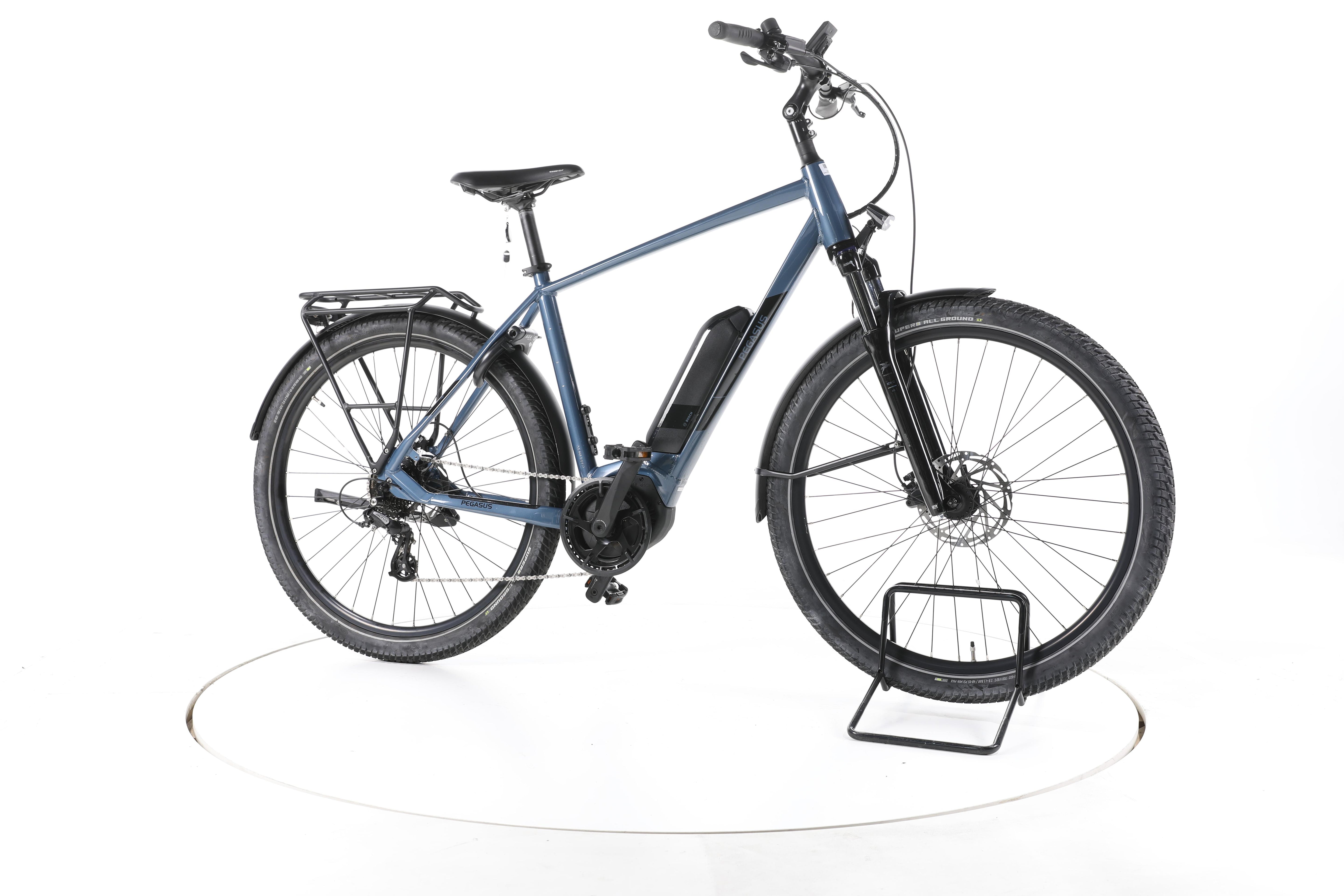 Pegasus Solero E8 Sport Performance Trekking E-Bike - Image 2