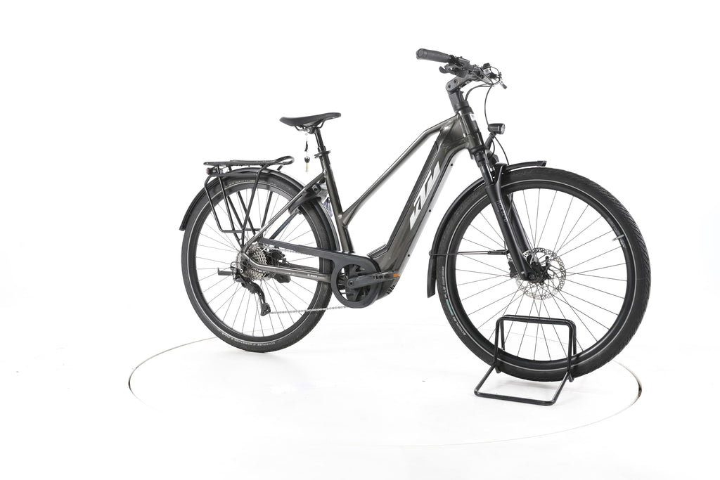 KTM Macina Style 740 Trekking E-Bike - Image 2