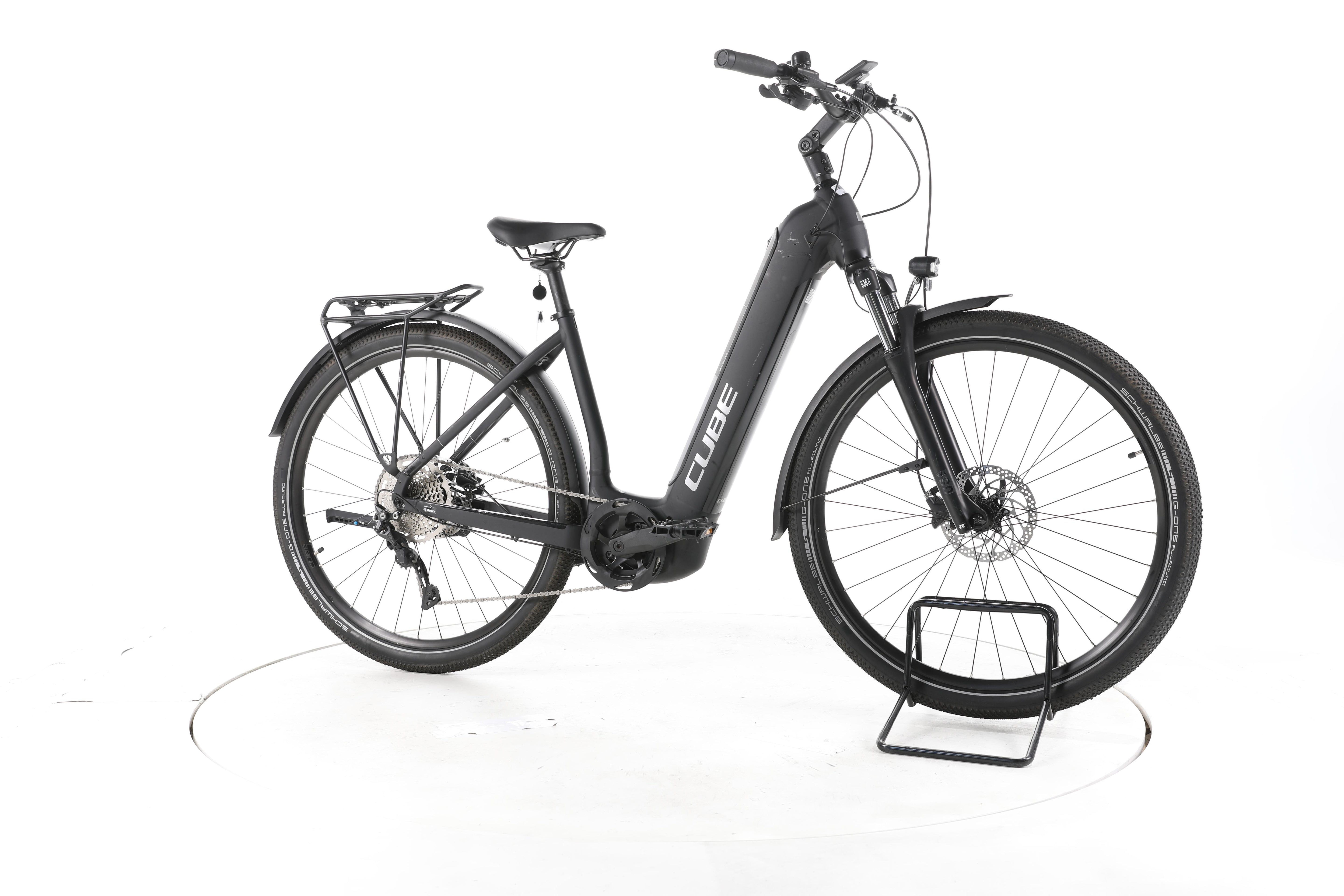 Cube Nuride Hybrid Pro Trekking E-Bike Tiefeinsteiger - Image 2