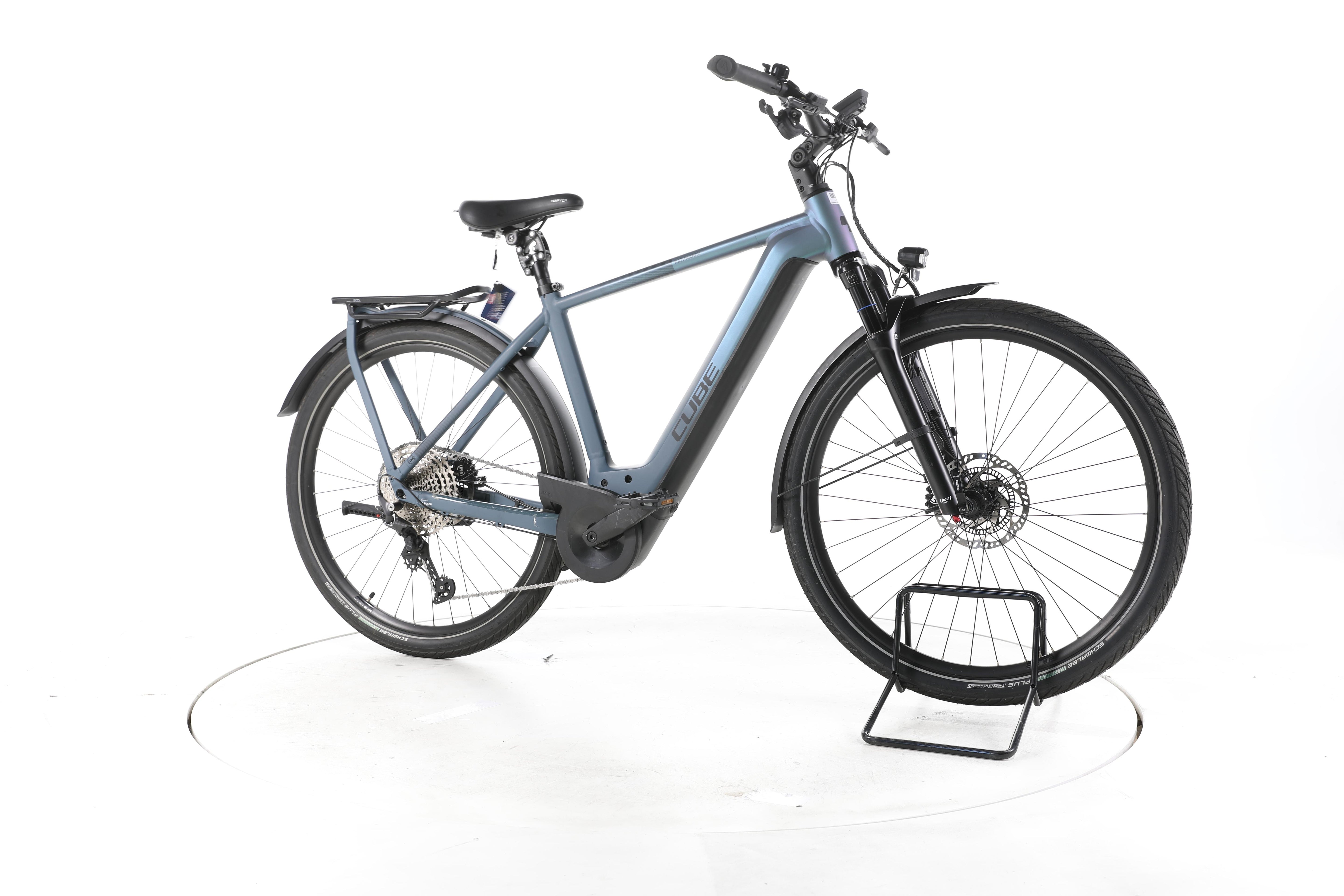 Cube Kathmandu Hybrid ABS Trekking E-Bike - Image 2