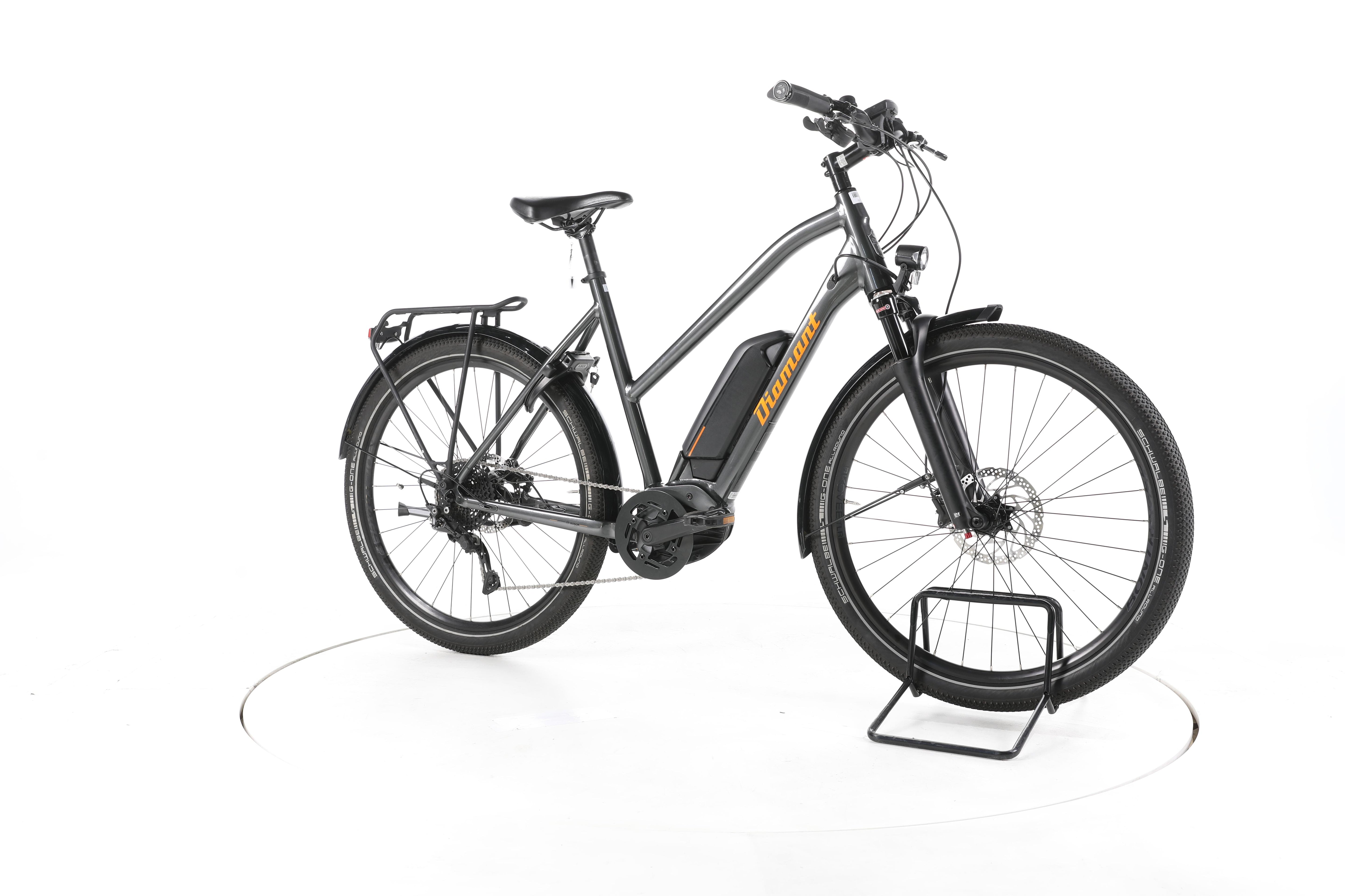 Diamant Zing Deluxe+ Trekking E-Bike - Image 2
