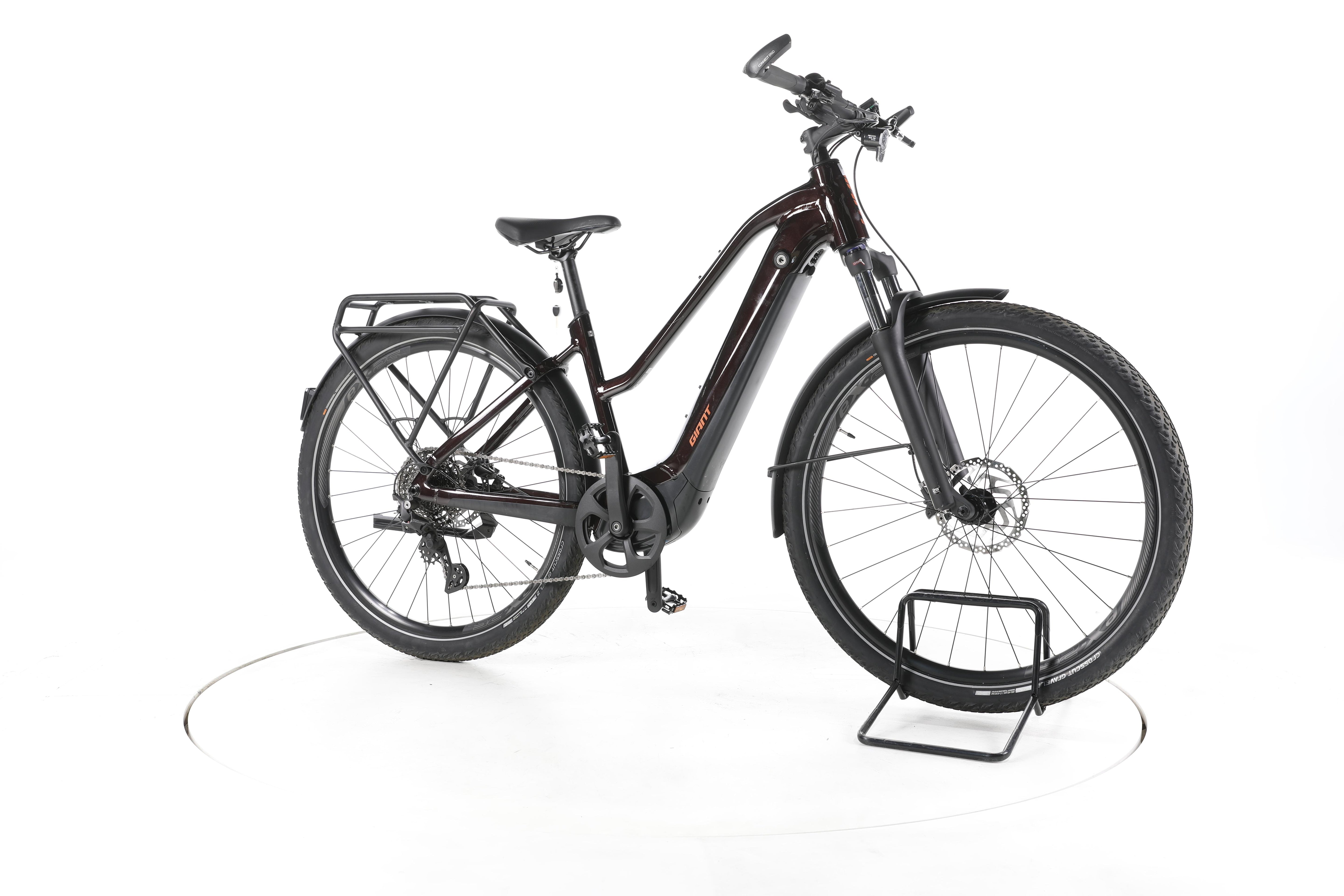 Giant Explore E+ 1 Trekking E-Bike 2024 - Image 2