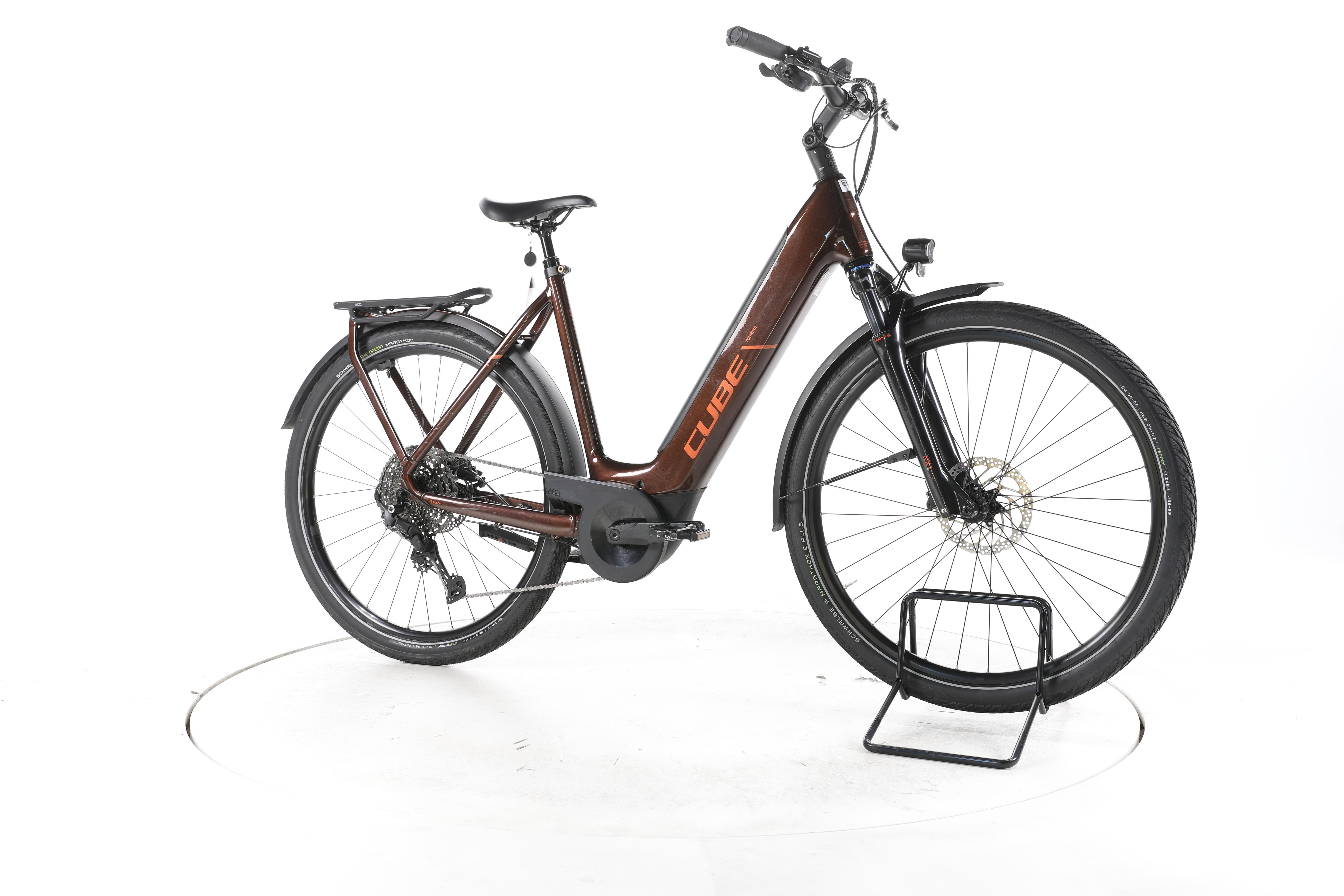 Cube Touring Hybrid Pro Trekking E-Bike Tiefeinsteiger 2024 - Image 2