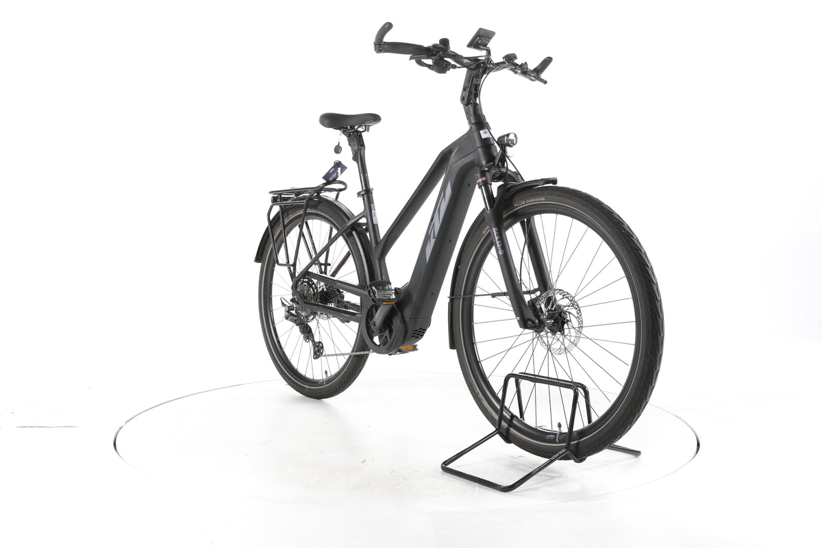 KTM Macina Style 730 Trekking E-Bike - Image 3