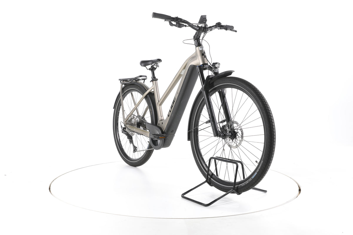 Cube Kathmandu Hybrid Pro Trekking E-Bike - Image 3