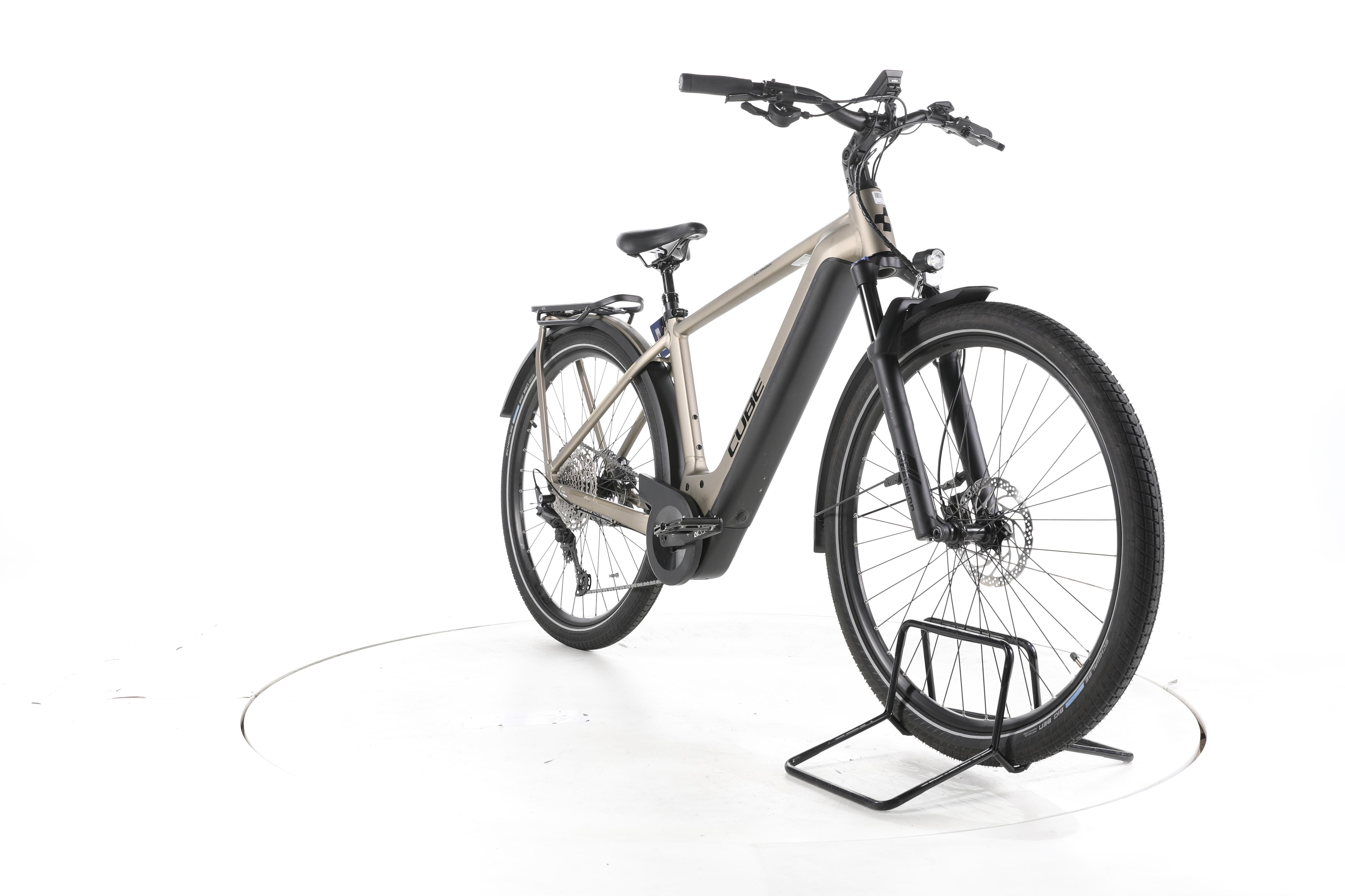 Cube Kathmandu Hybrid Pro Trekking E-Bike - Image 3