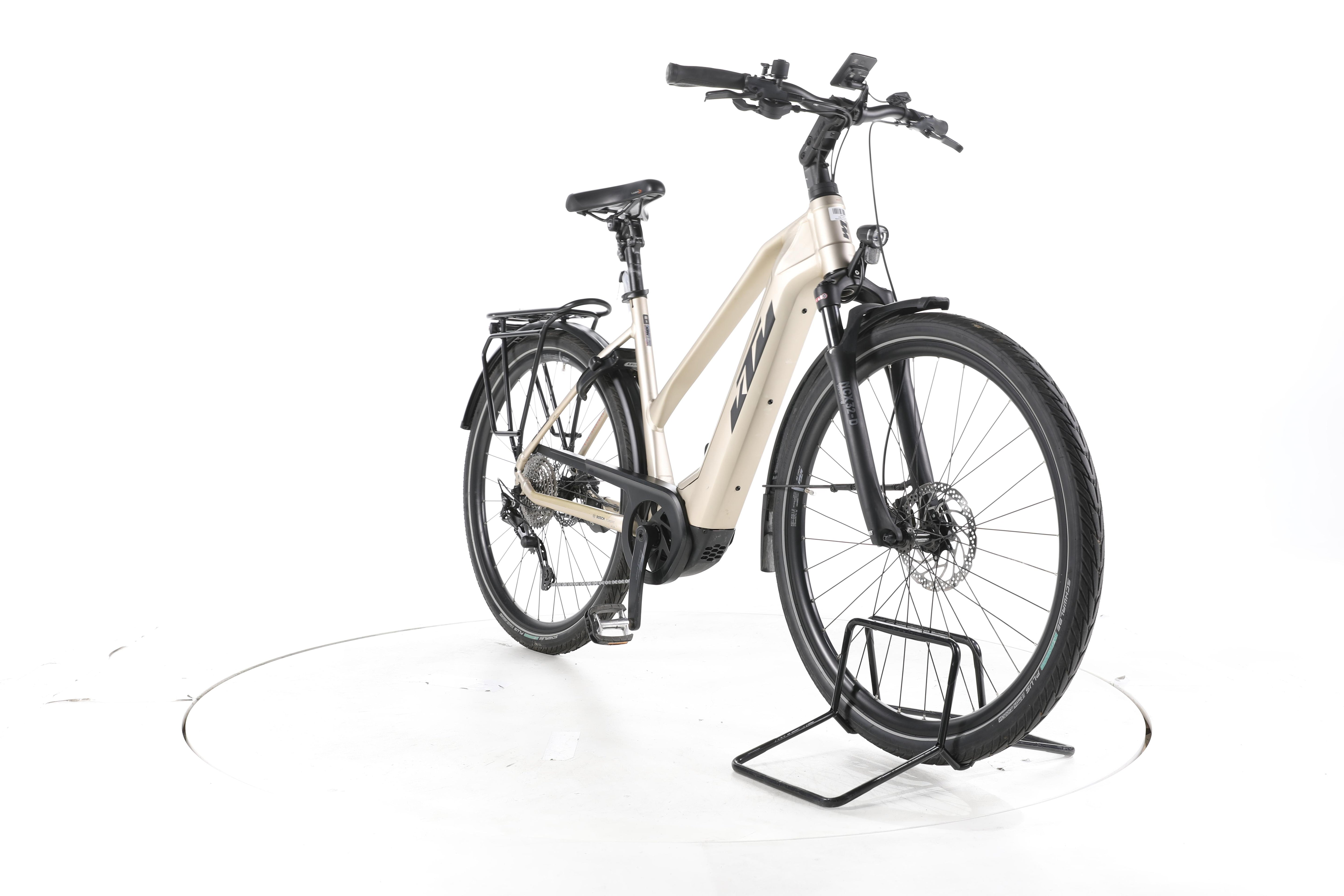 KTM Macina Style 740 Trekking E-Bike - Image 3