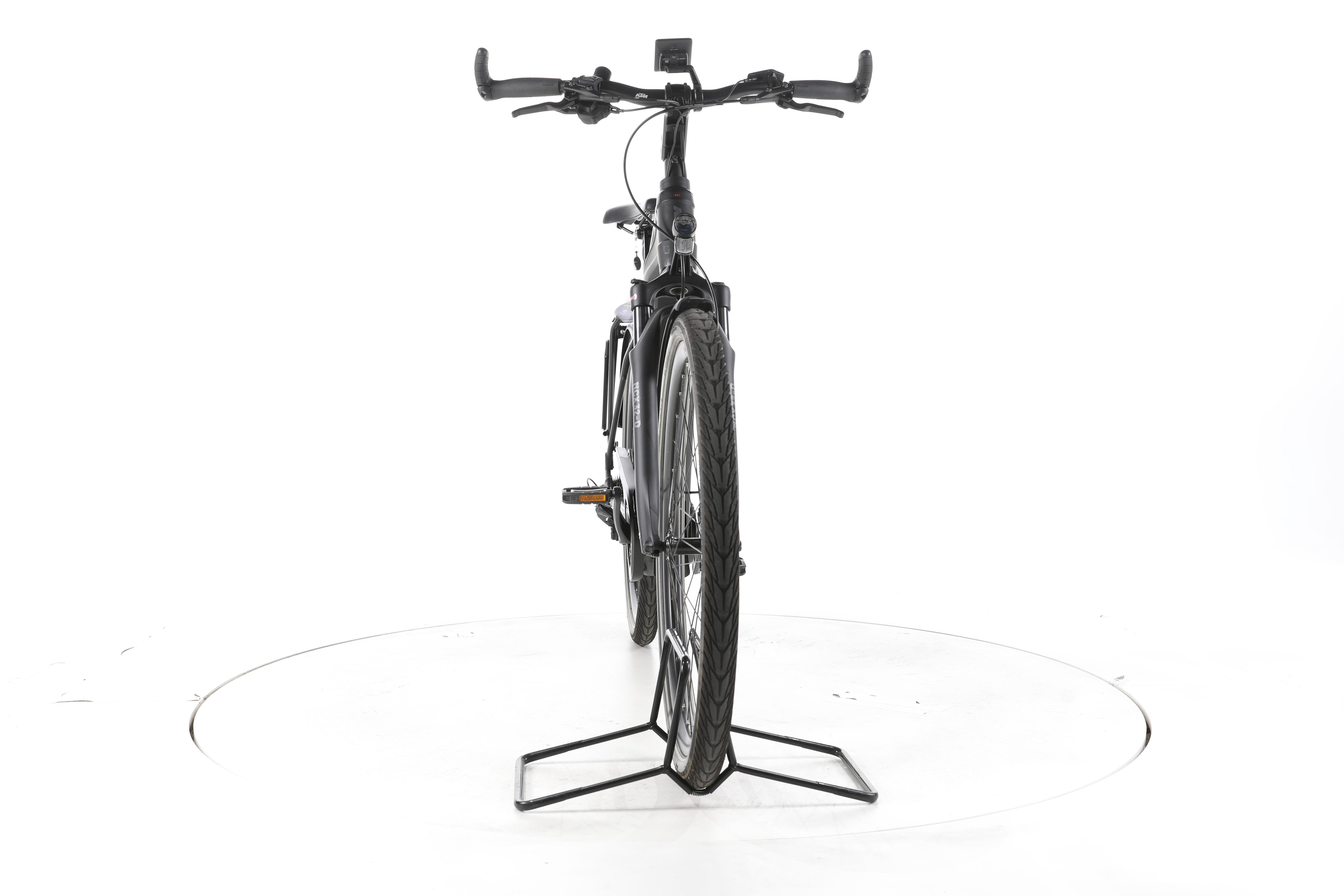 KTM Macina Style 730 Trekking E-Bike - Image 4