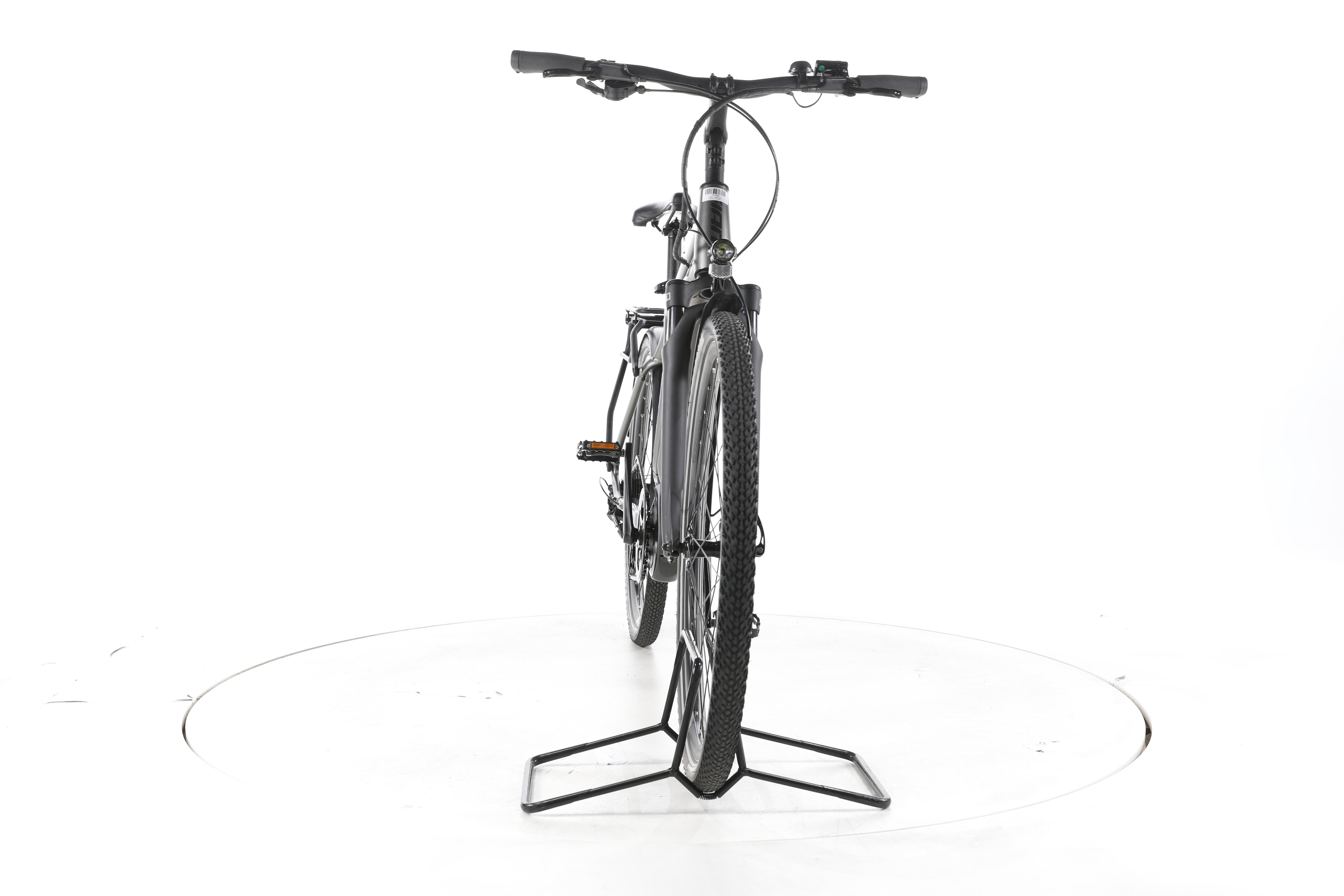 Giant Explore E+3 Trekking E-Bike - Image 4