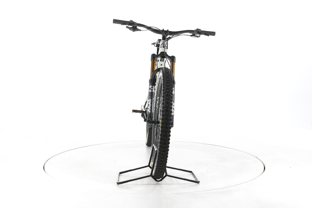 Orbea Rise M10 E-Bike Fully Carbon - Image 4