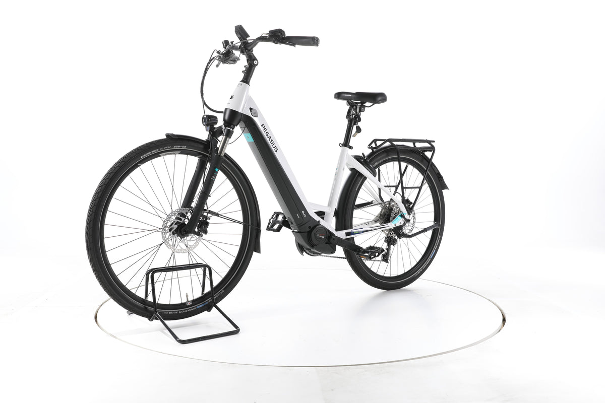 Pegasus Premio EVO 10 Lite Trekking E-Bike Tiefeinsteiger - Image 6