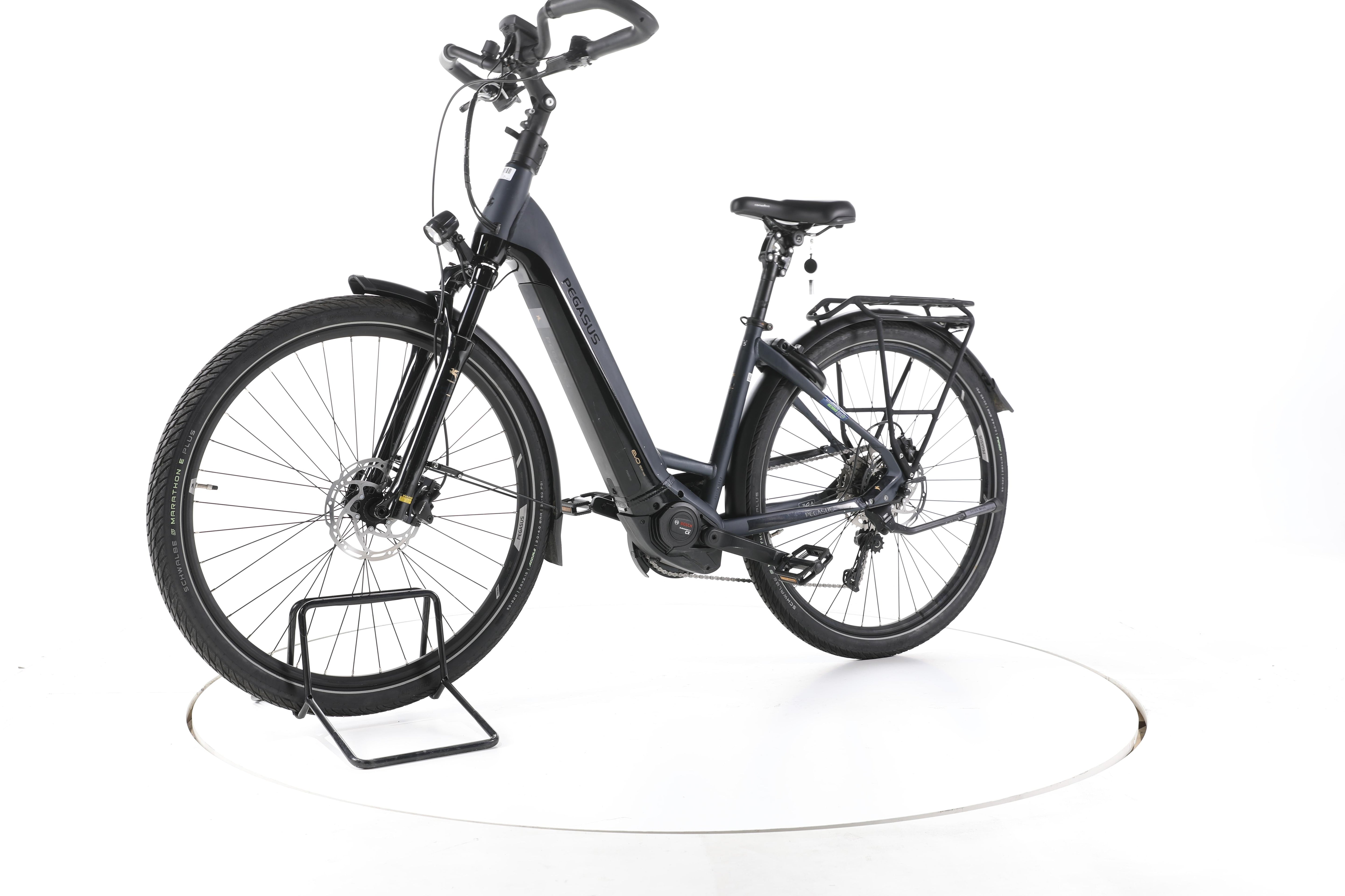 Pegasus Premio Evo Lite Comfort Trekking E-Bike Tiefeinsteiger - Image 6