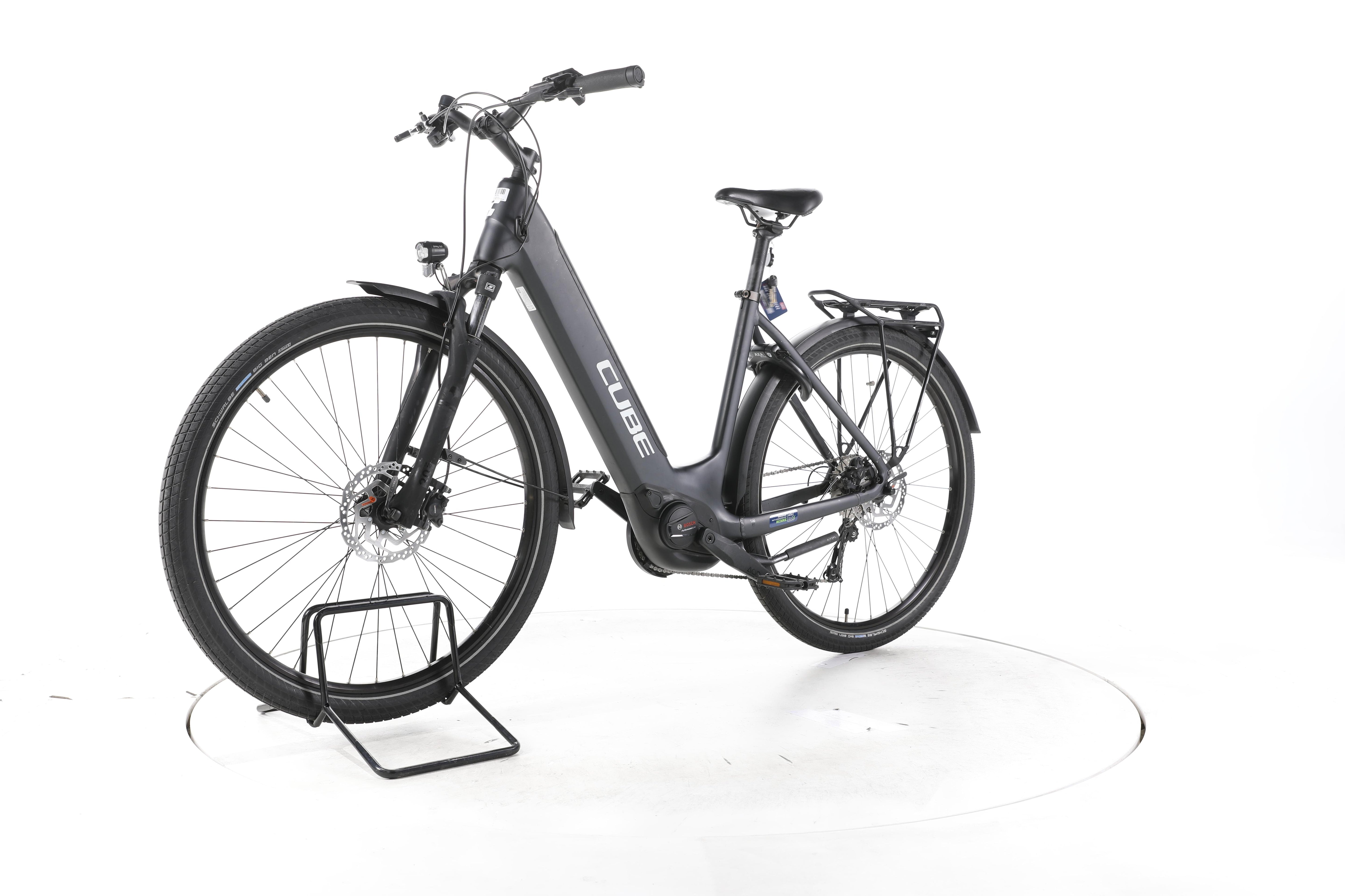 Cube Touring Hybrid ONE Trekking E-Bike Tiefeinsteiger - Image 6