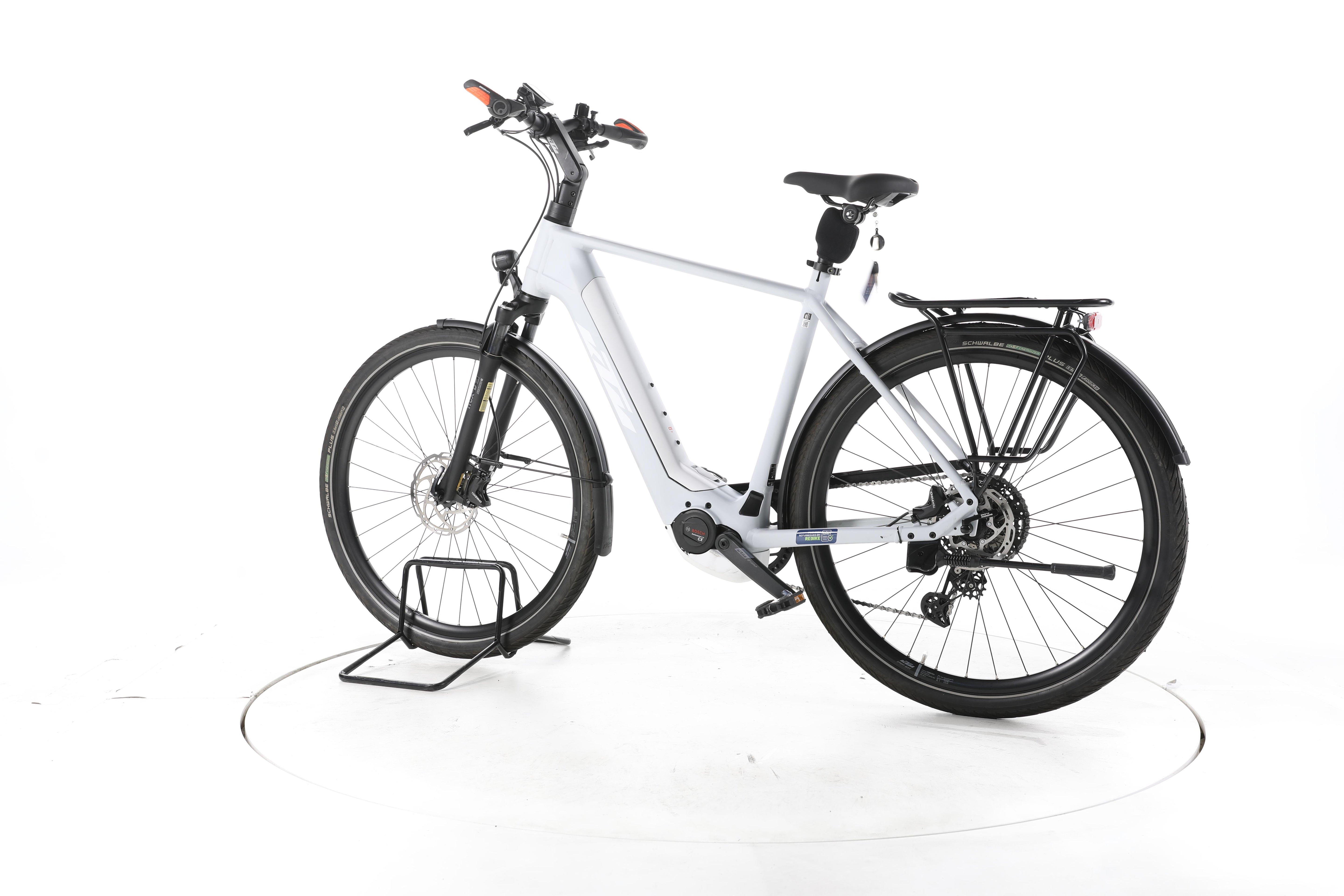 KTM Macina Style Pro Trekking E-Bike - Image 8