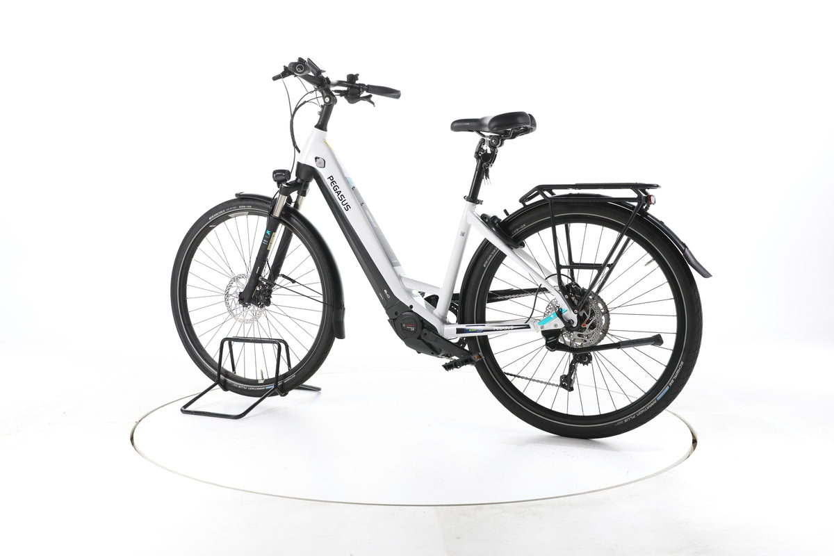 Pegasus Premio EVO 10 Lite Trekking E-Bike Tiefeinsteiger - Image 8