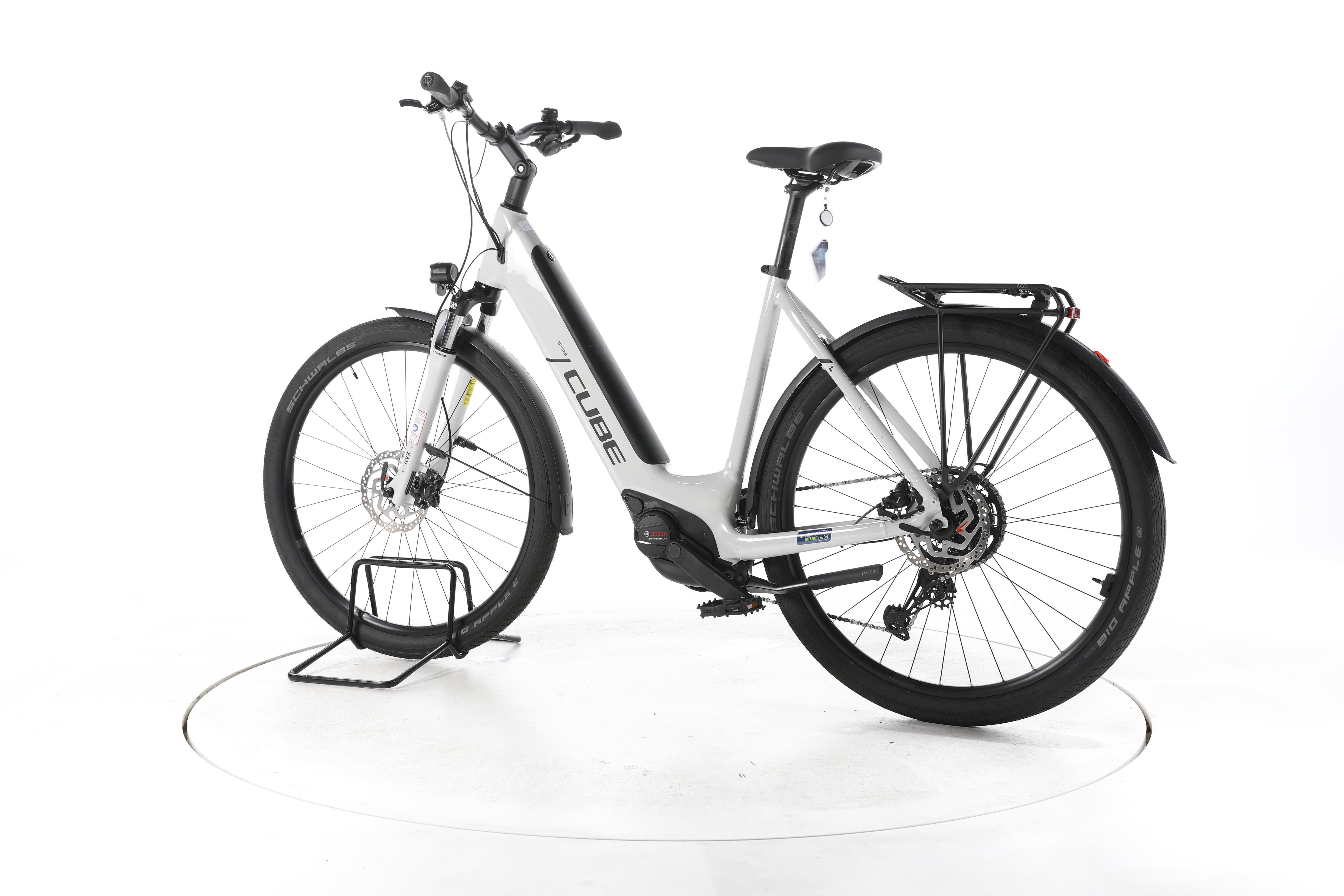 Cube Touring Hybrid ONE Trekking E-Bike Tiefeinsteiger 2025 - Image 8