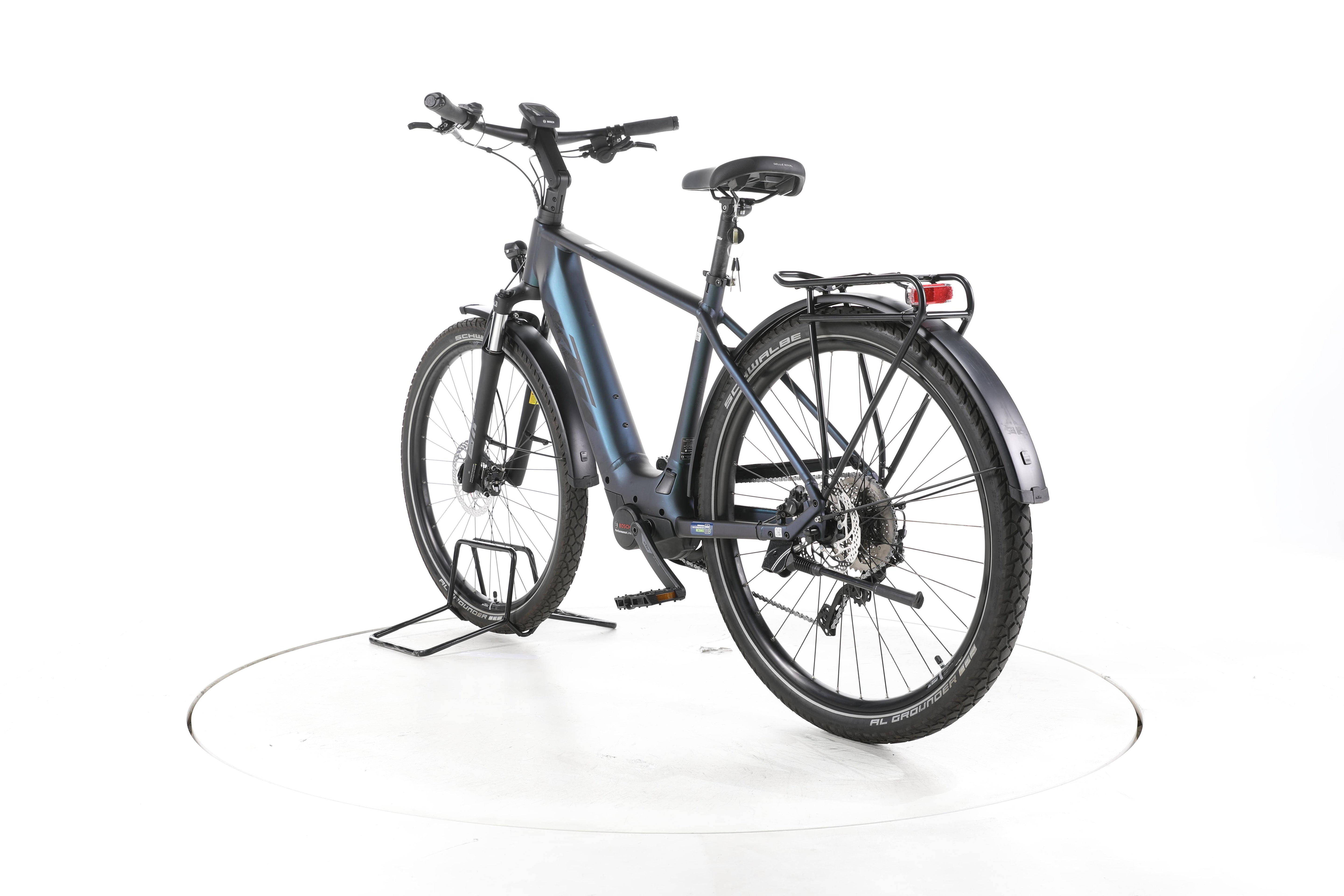 KTM Macina Gran P6102 Trekking E-Bike - Image 9