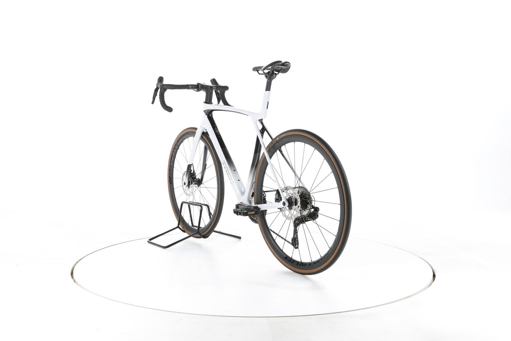 Trek Madone SL 6 Gen 8 Rennrad Carbon 2024 - Image 9