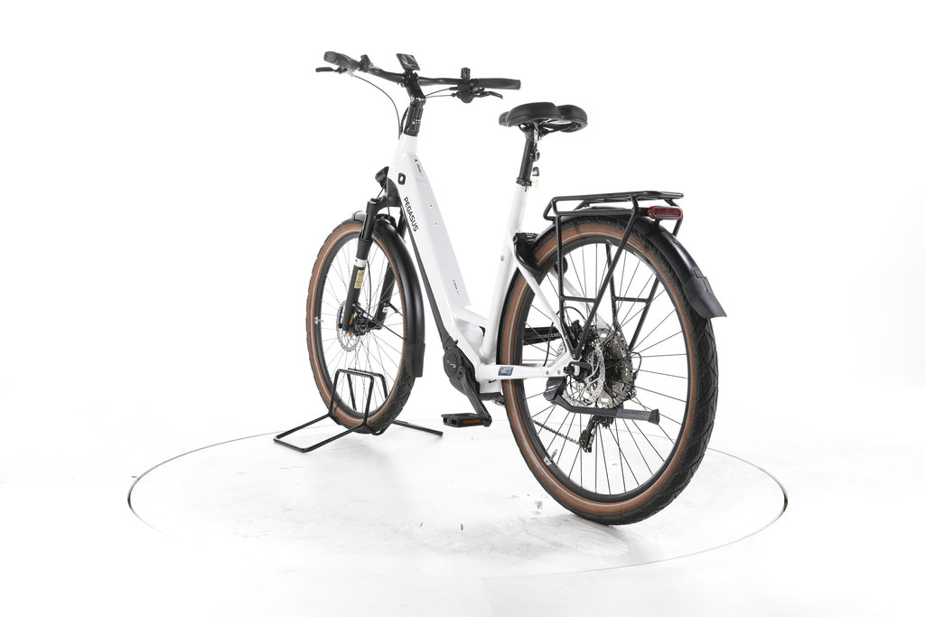 Pegasus Premio EVO Lite Trekking E-Bike Tiefeinsteiger - Image 9