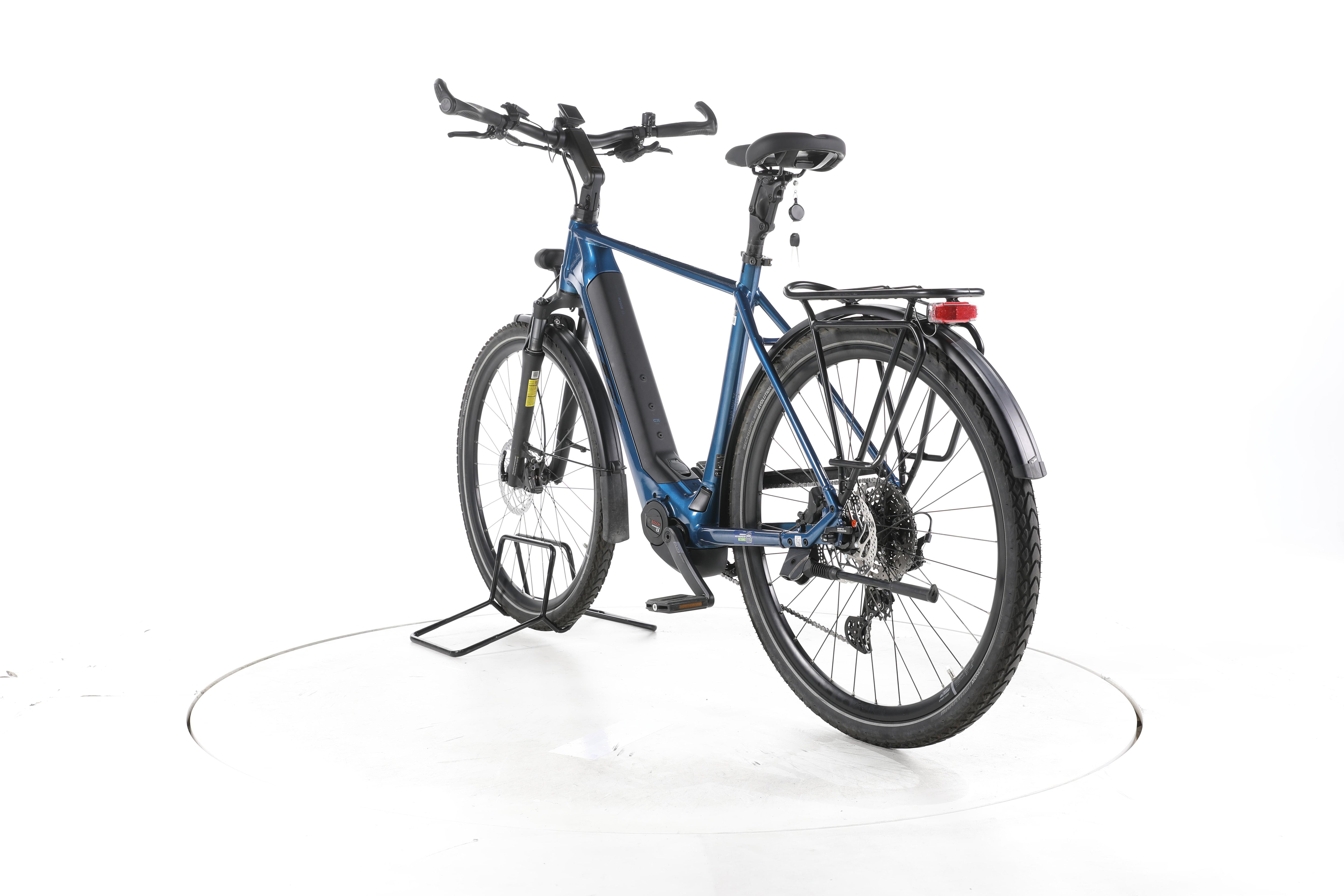KTM Macina Style 730 Trekking E-Bike - Image 9