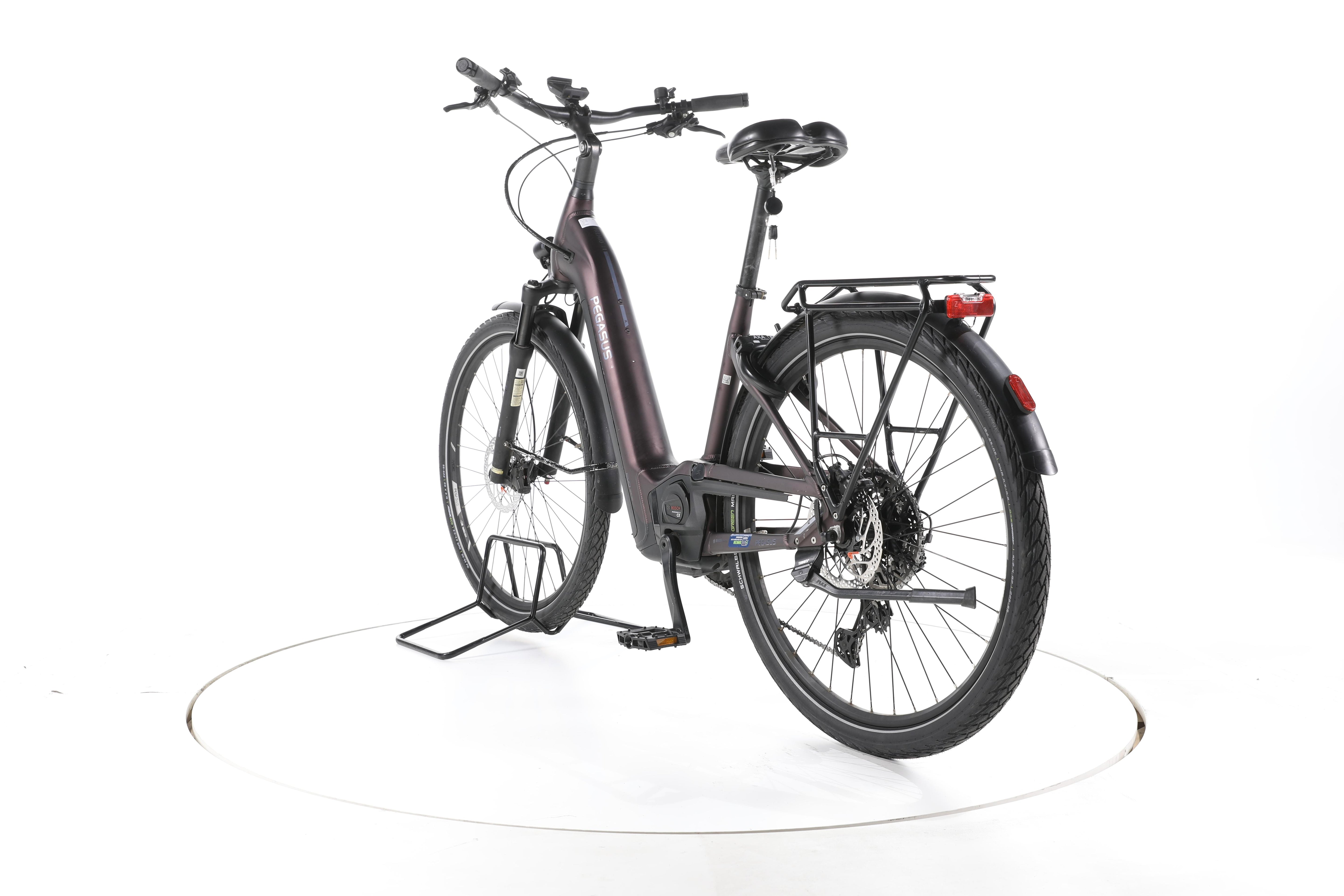 Pegasus Premio EVO Lite Trekking E-Bike Tiefeinsteiger - Image 9
