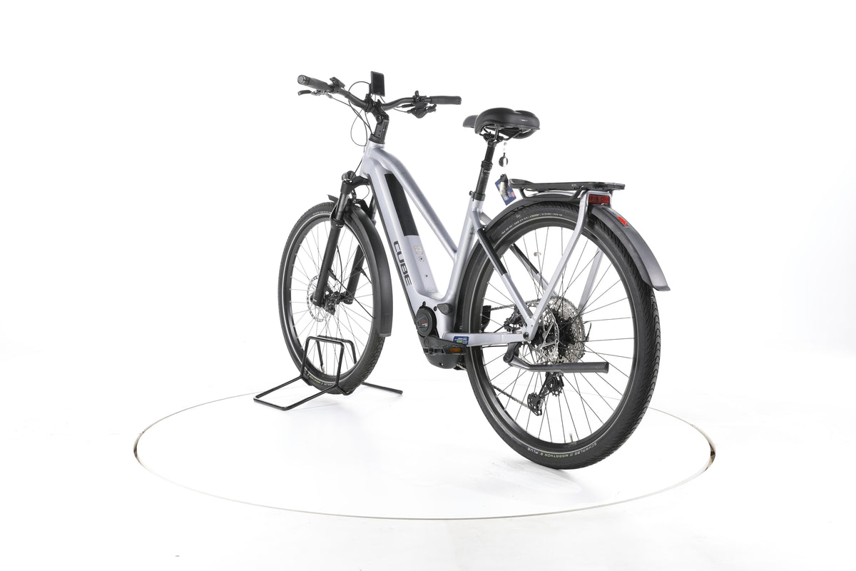 Cube Kathmandu Hybrid SLX Trekking E-Bike 2024 - Image 9