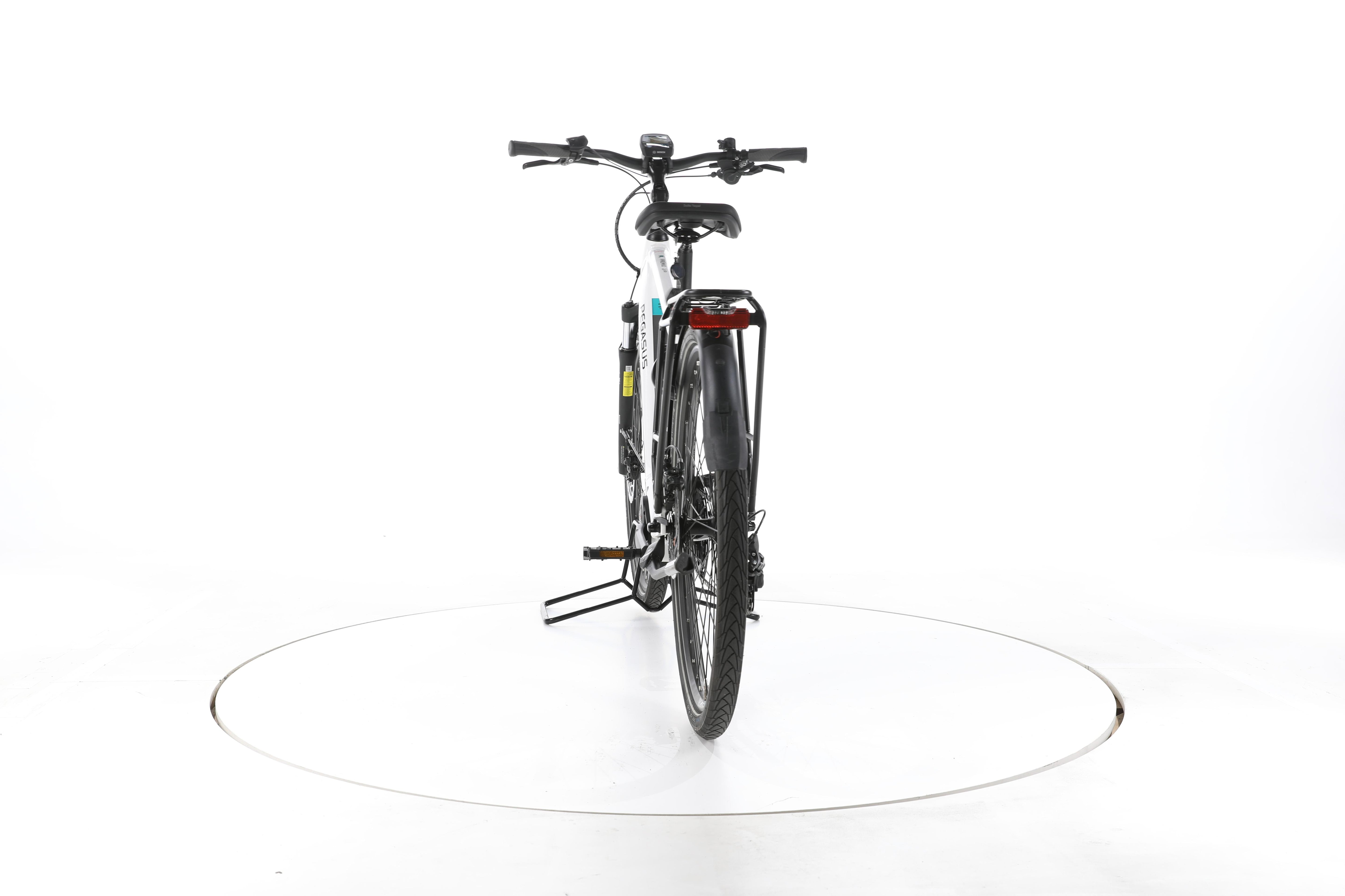 Pegasus Premio EVO 10 Lite Trekking E-Bike - Image 10