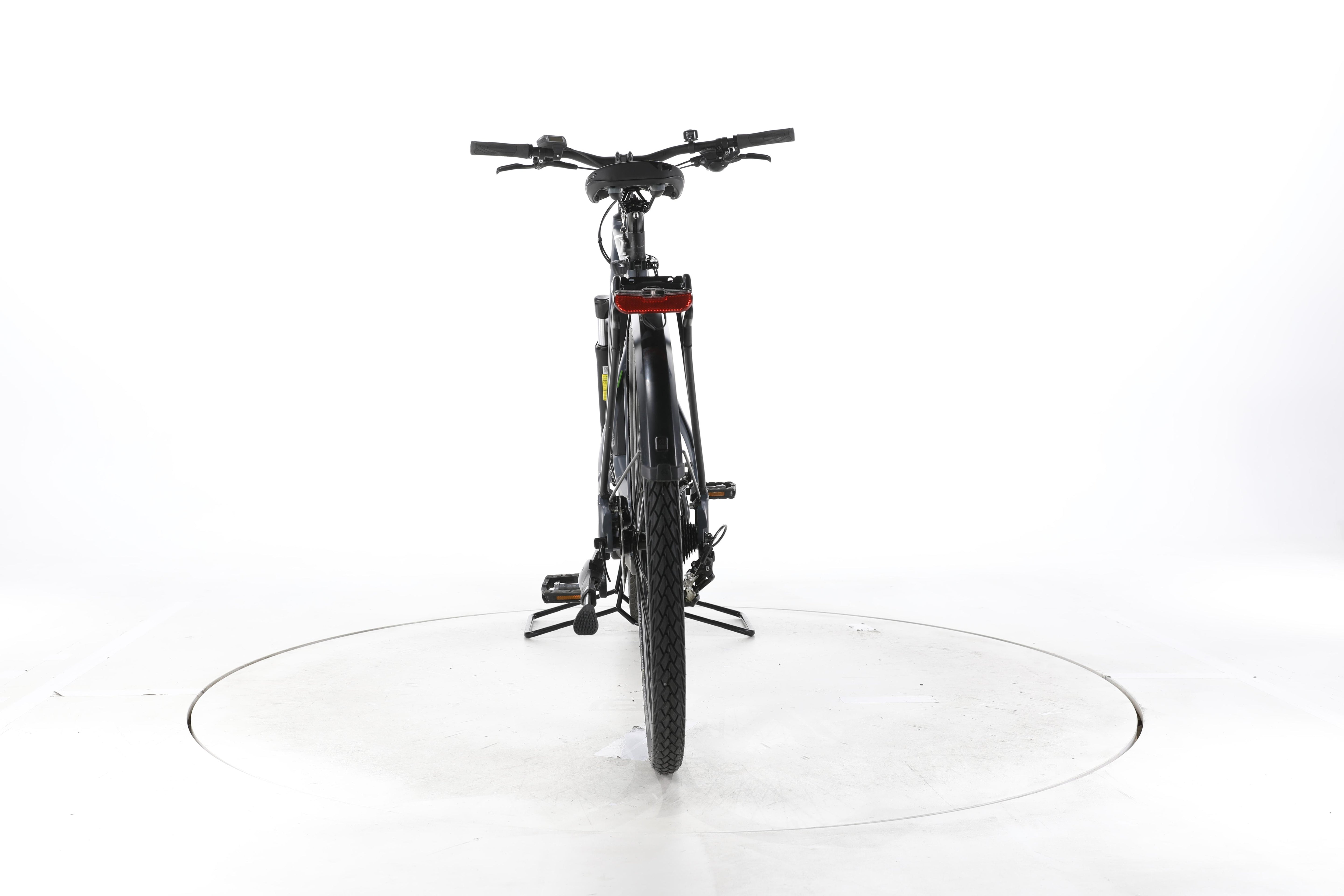 Carver Route E.410 Trekking E-Bike - Image 10