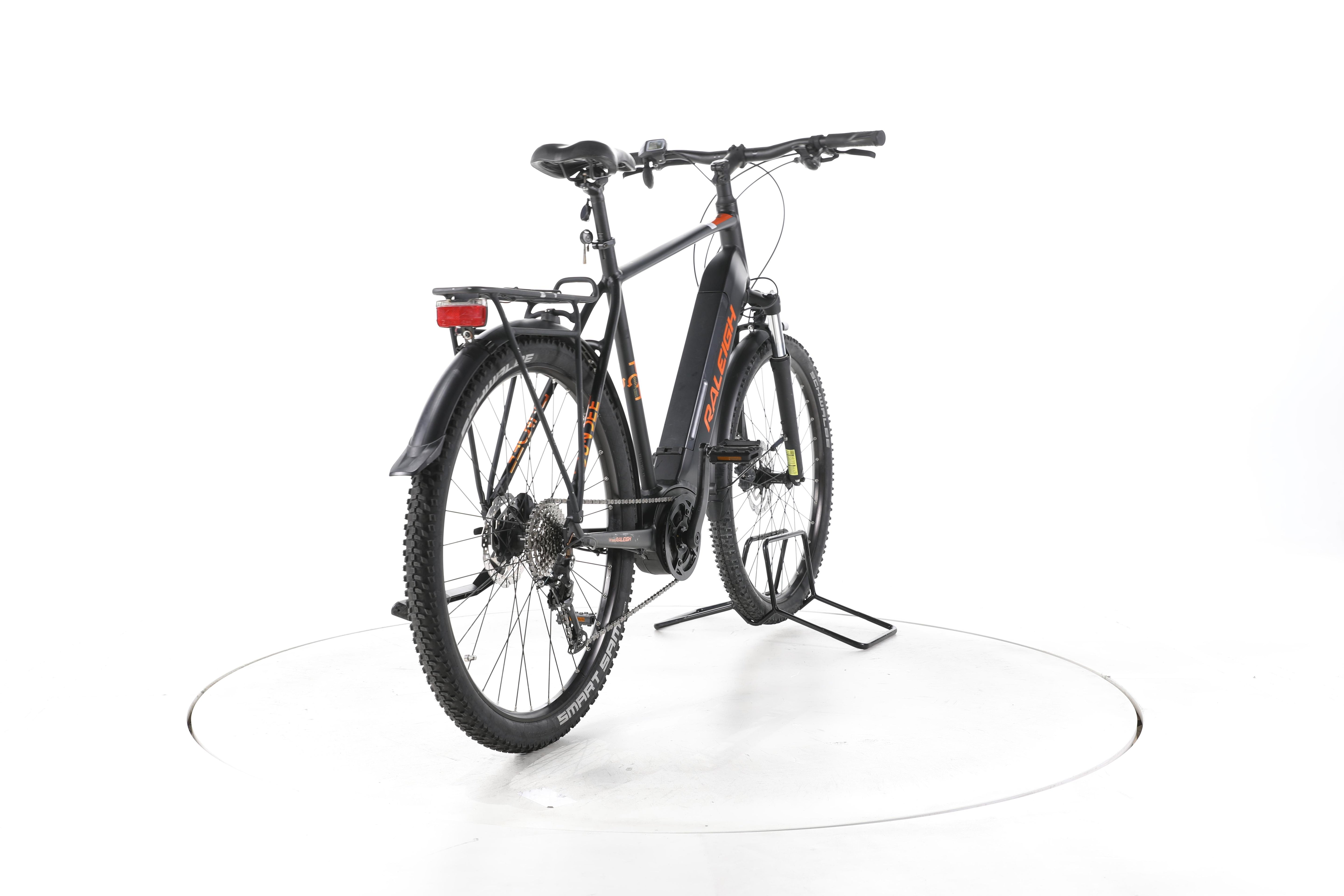 Raleigh DUNDEE LTD Trekking E-Bike - Image 11