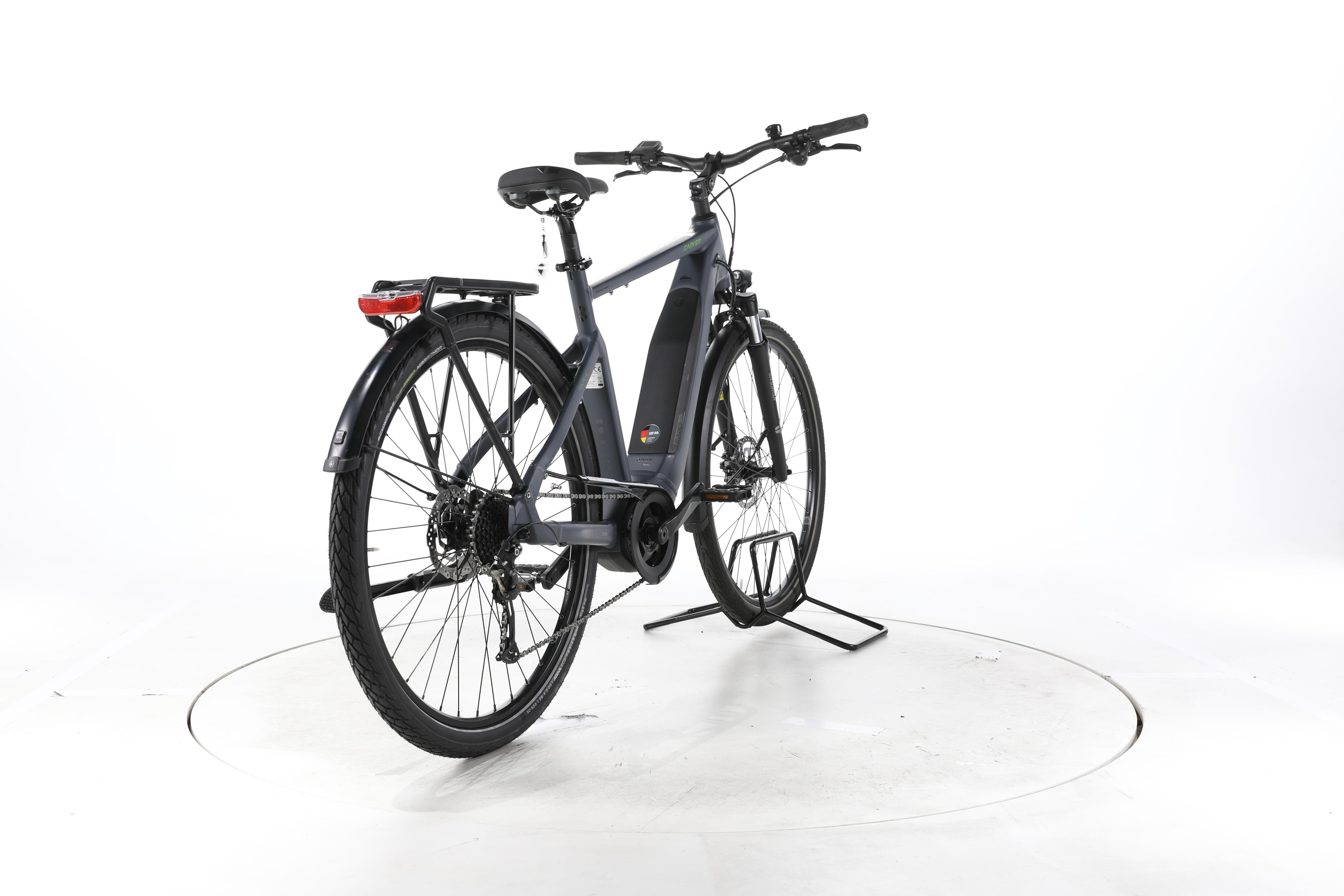 Carver Route E.410 Trekking E-Bike - Image 11