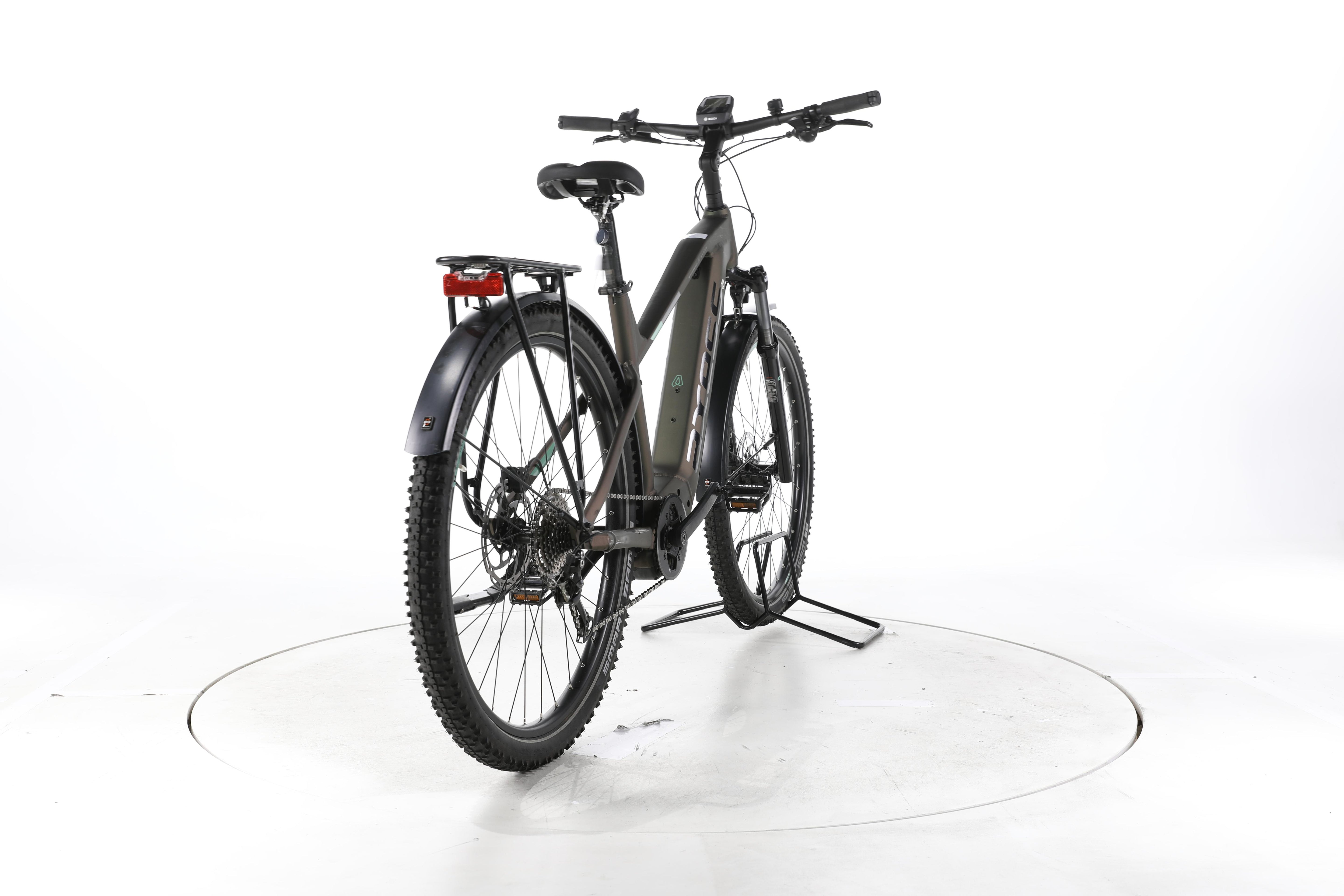 Axess Scree 29 Trekking E-Bike - Image 11