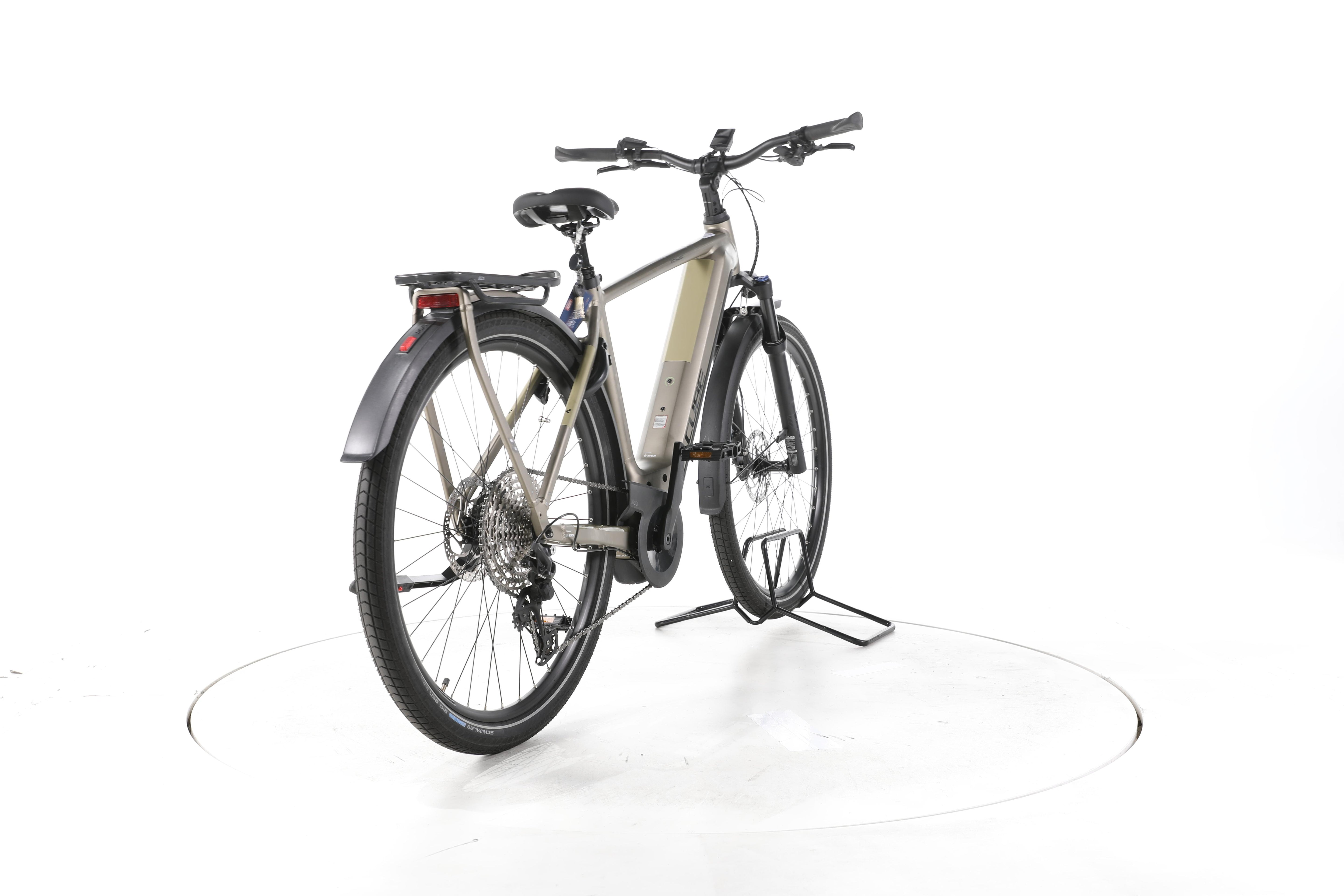 Cube Kathmandu Hybrid Pro Trekking E-Bike - Image 11