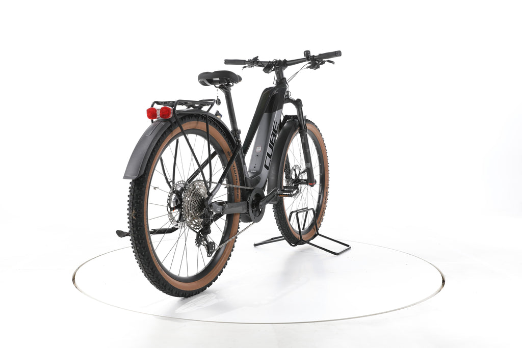 Cube Reaction Hybrid SLT Trekking E-Bike - Image 11