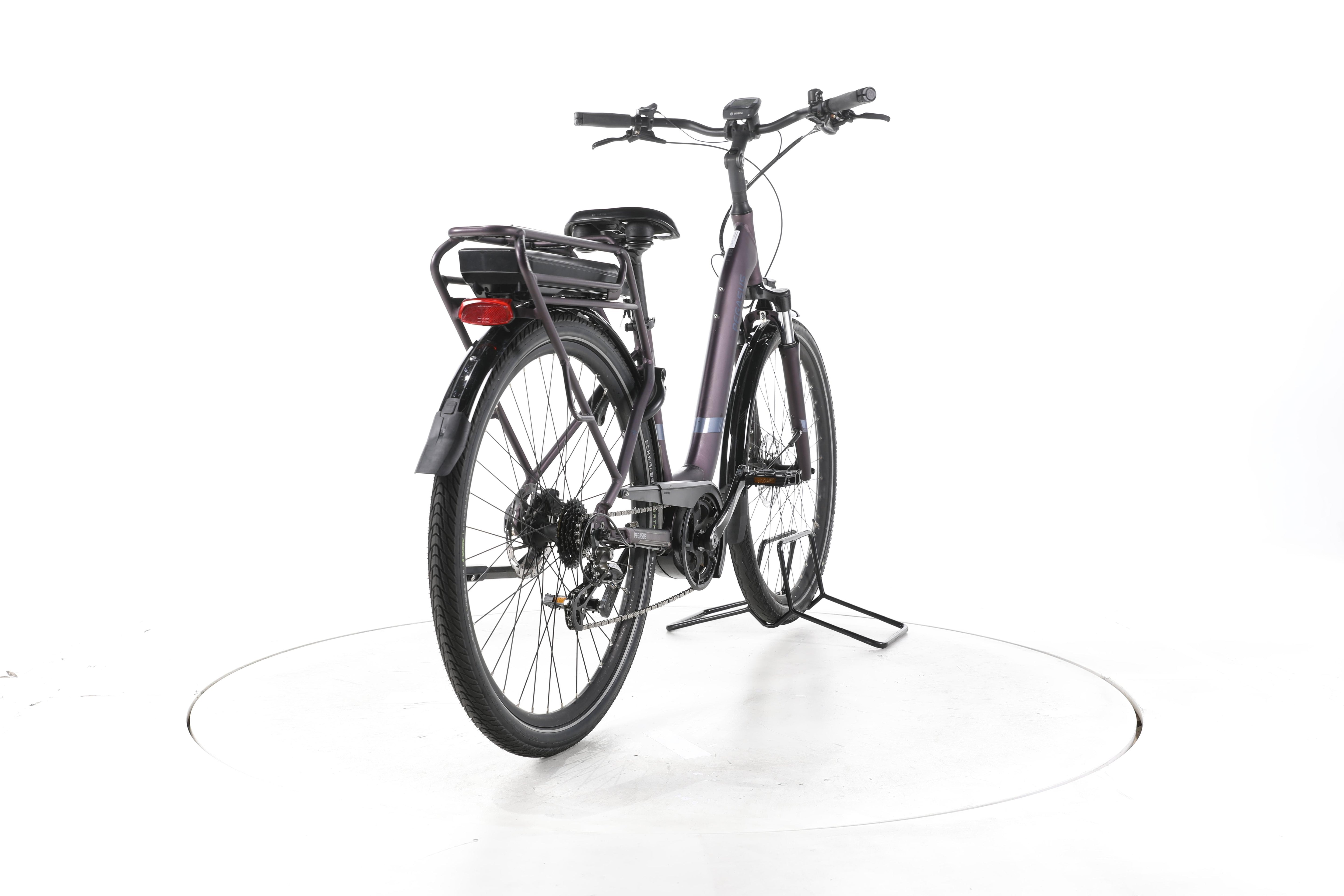 Pegasus Solero E8 Plus Trekking E-Bike Tiefeinsteiger - Image 11