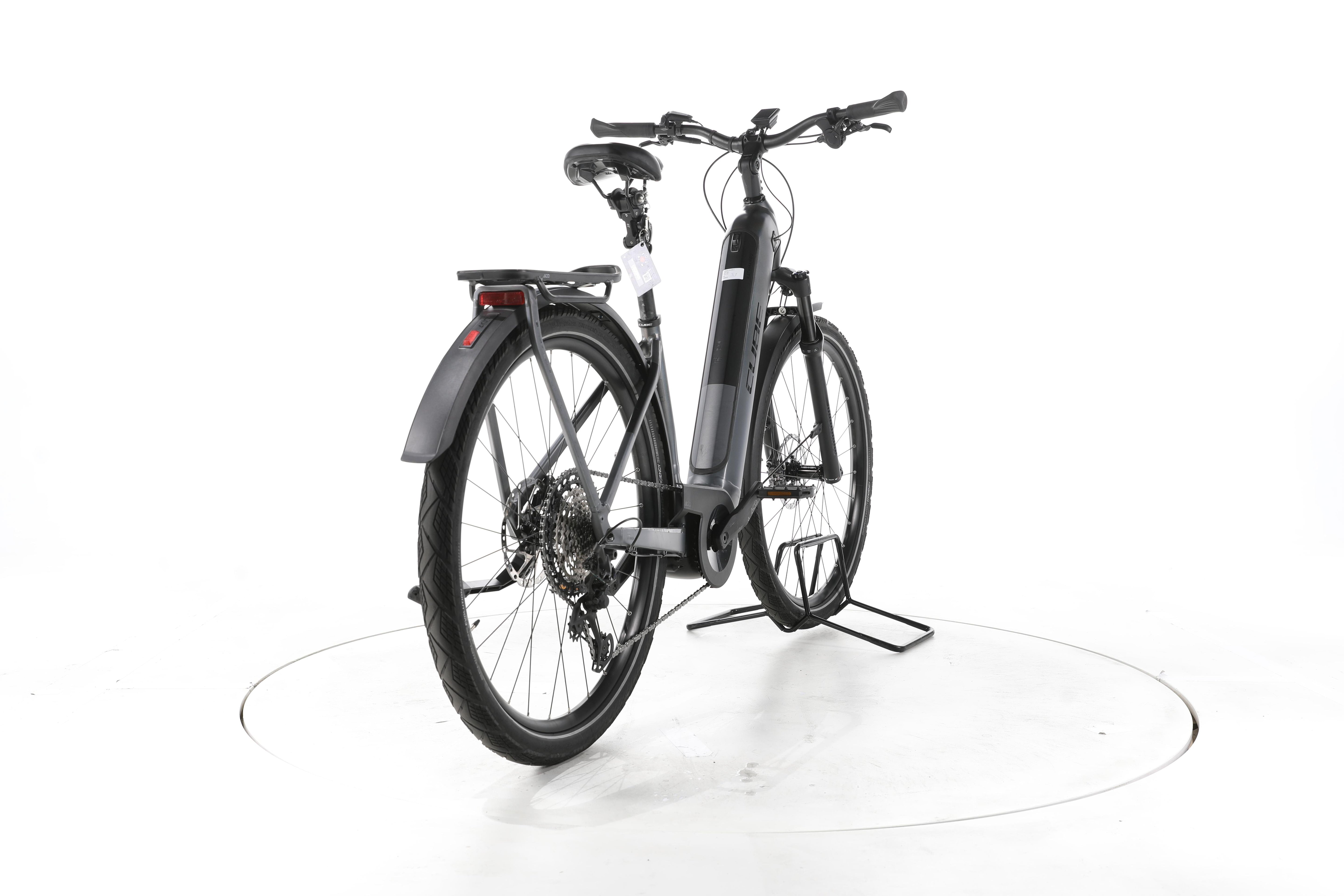 Cube Kathmandu Hybrid SLT Trekking E-Bike Tiefeinsteiger - Image 11