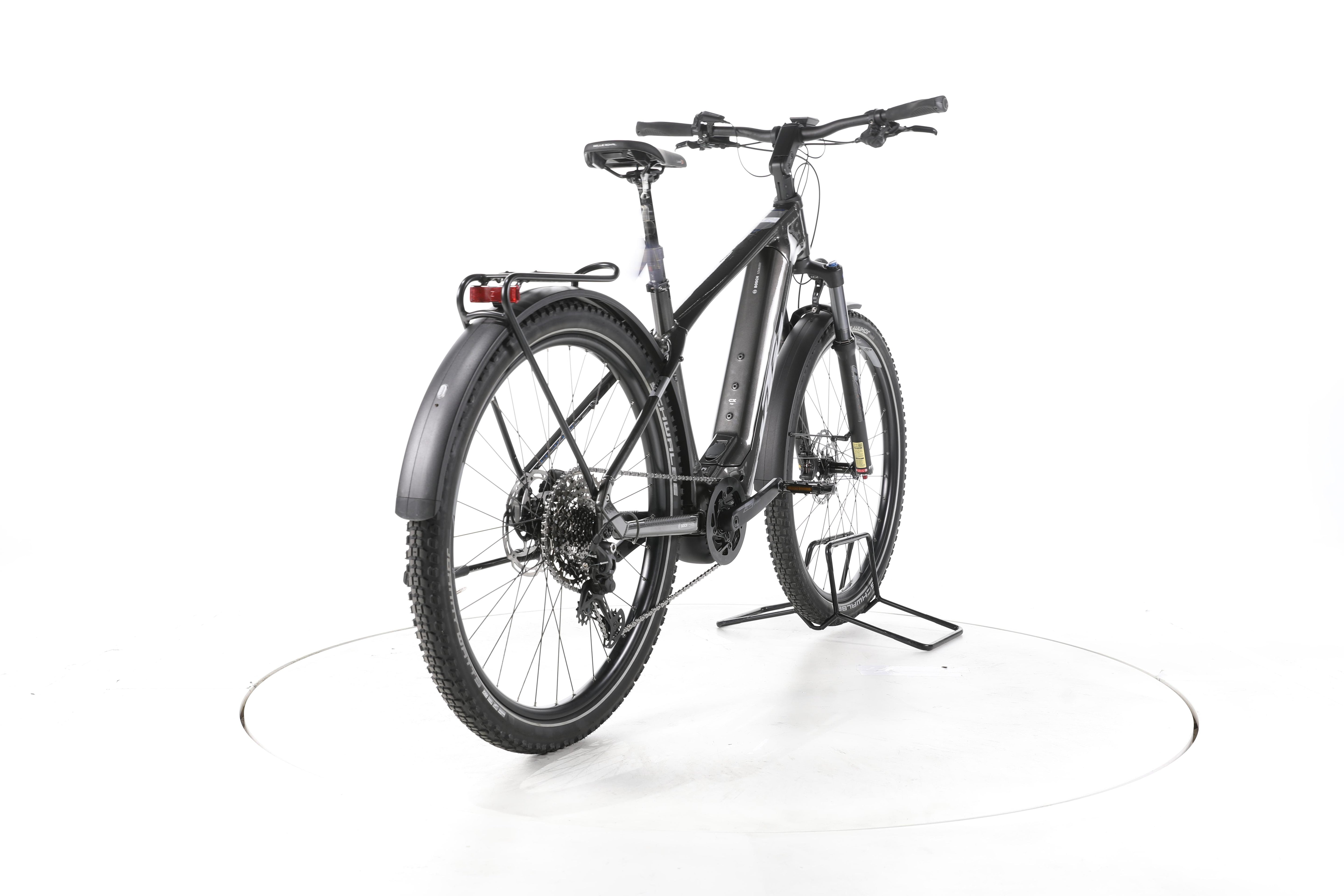 KTM Macina Team LFC Trekking E-Bike - Image 11