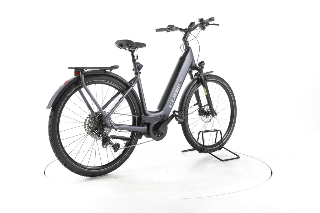 Cube Touring Hybrid Pro Trekking E-Bike Tiefeinsteiger 2024 - Image 12