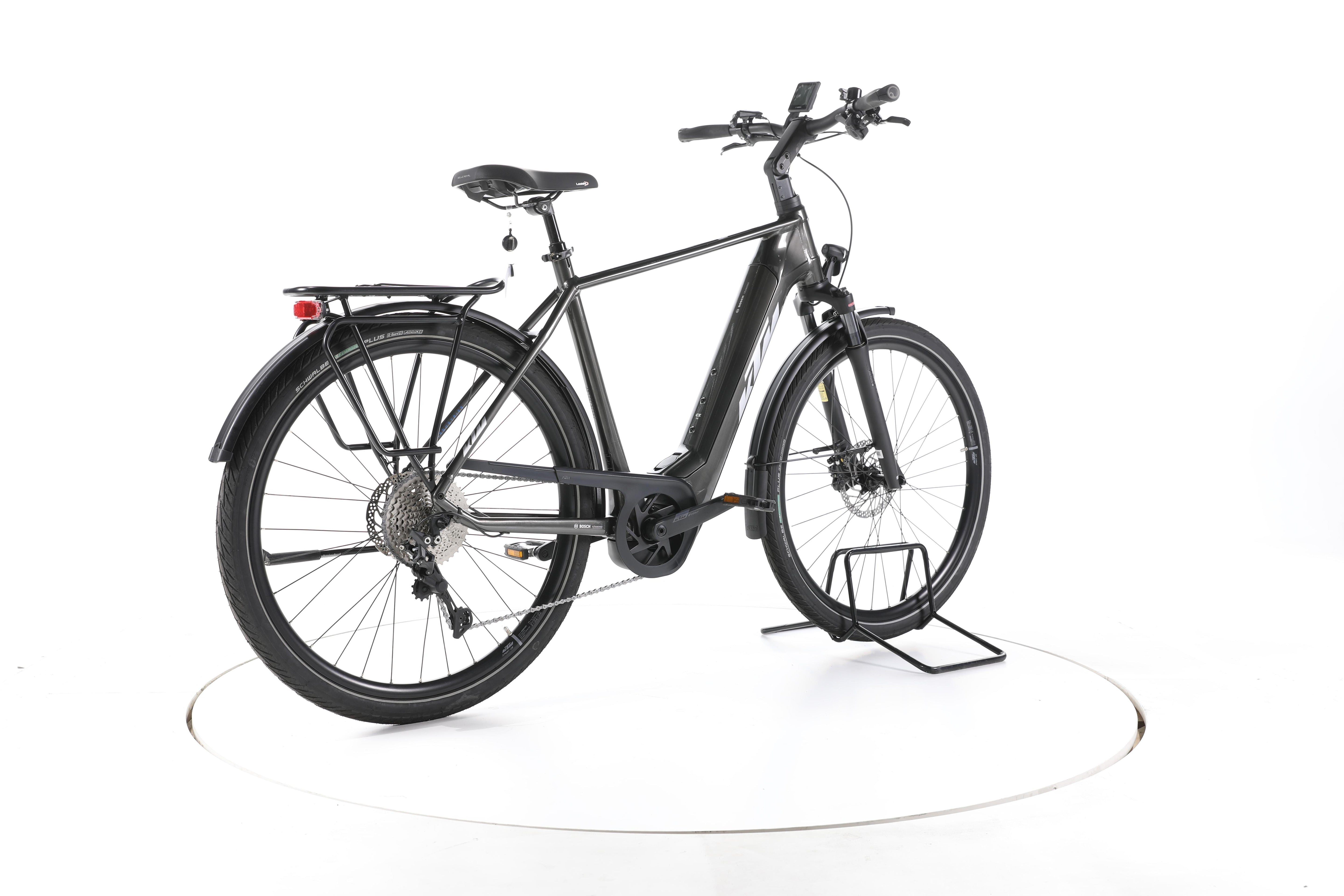 KTM Macina Style 740 Trekking E-Bike - Image 12