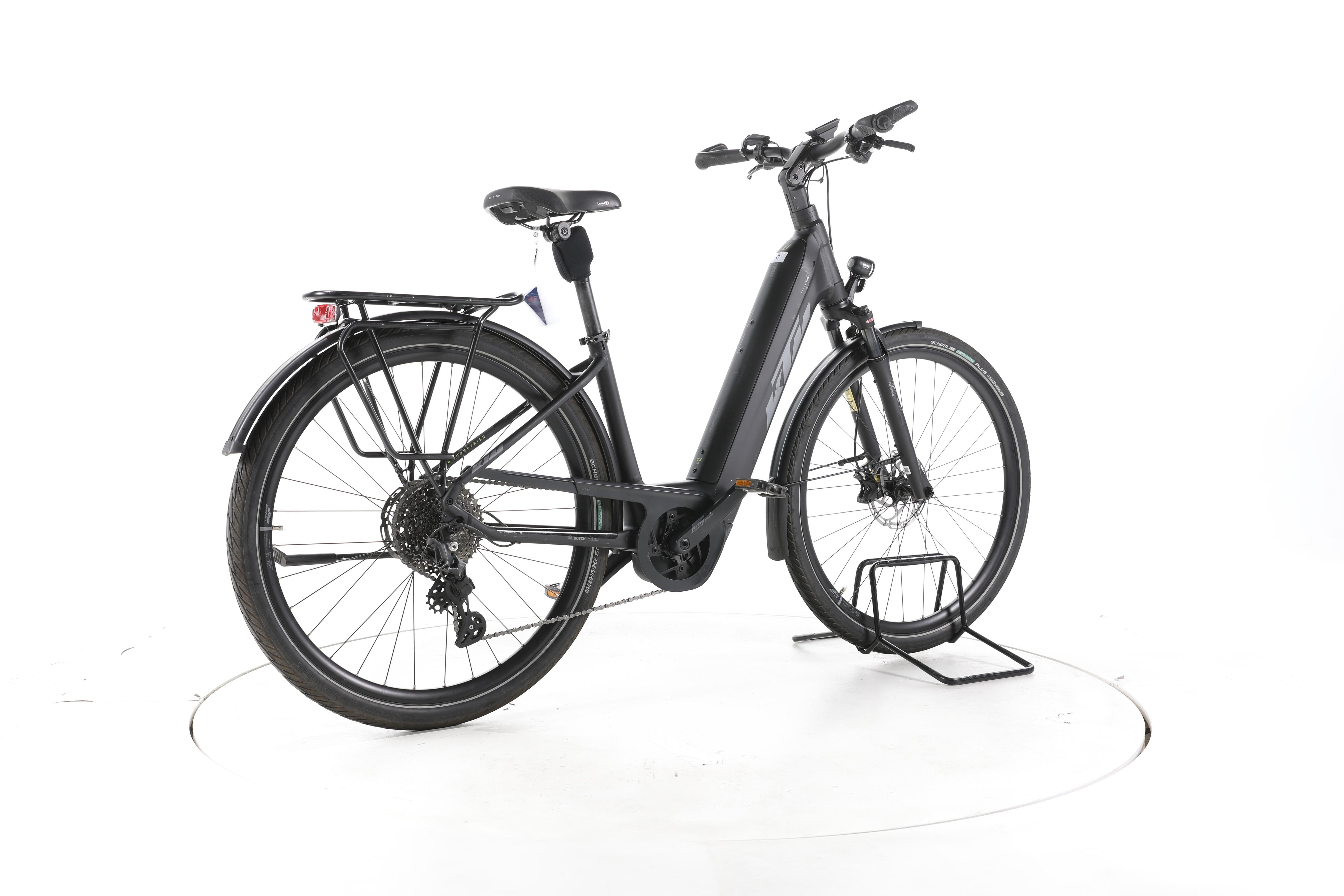 KTM Macina Style Pro Trekking E-Bike Tiefeinsteiger - Image 12