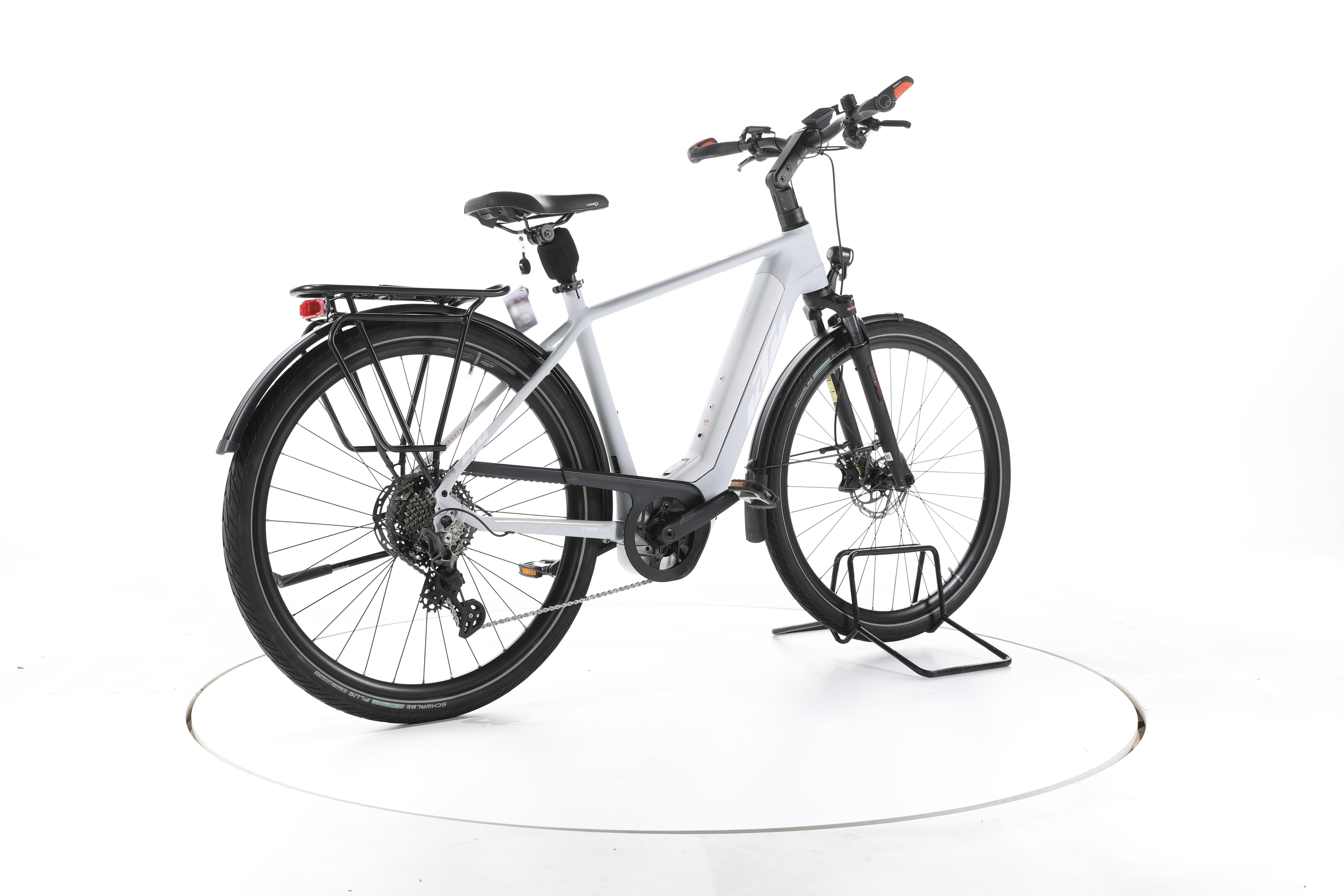 KTM Macina Style Pro Trekking E-Bike - Image 12