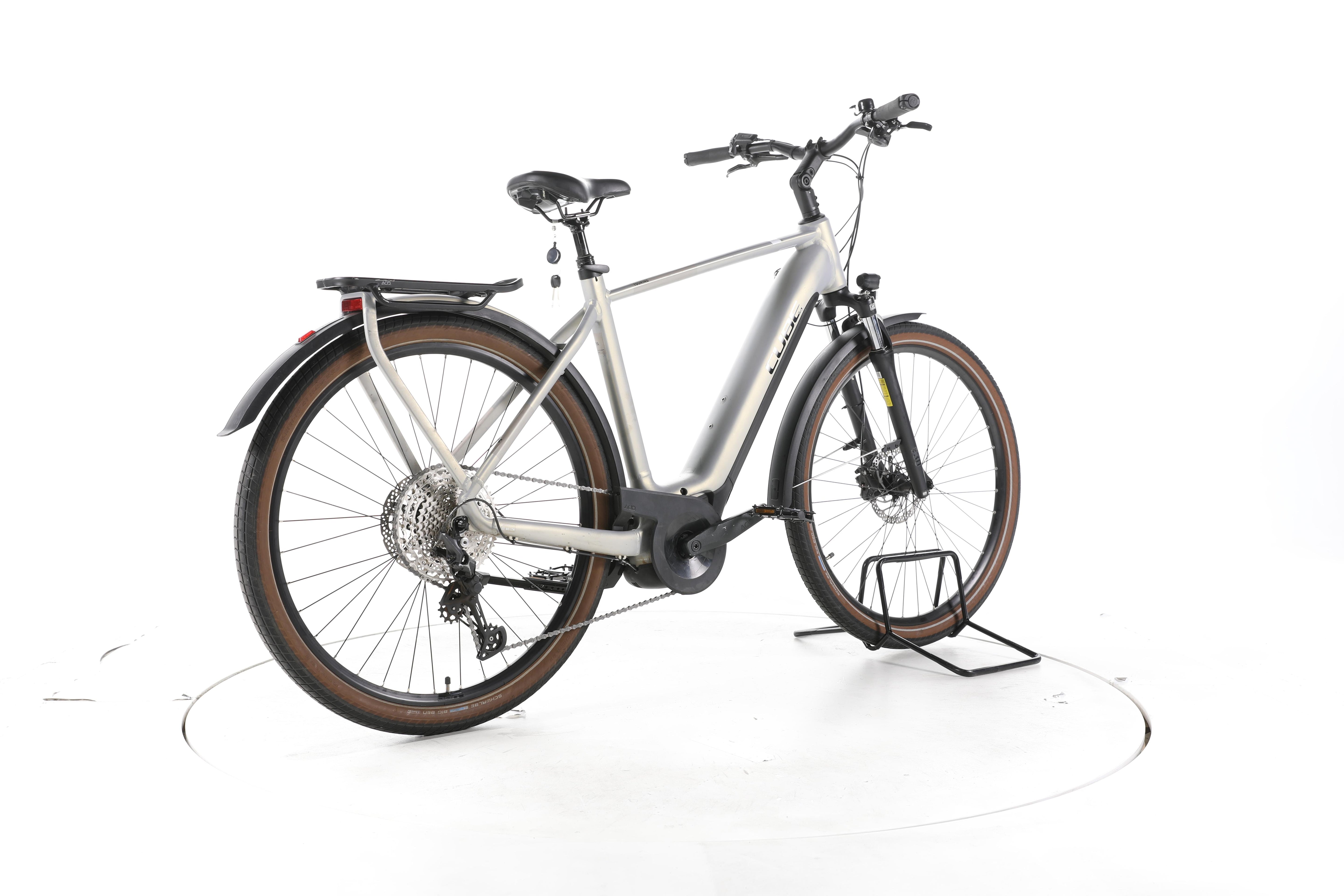 Cube Touring Hybrid Pro Trekking E-Bike - Image 12
