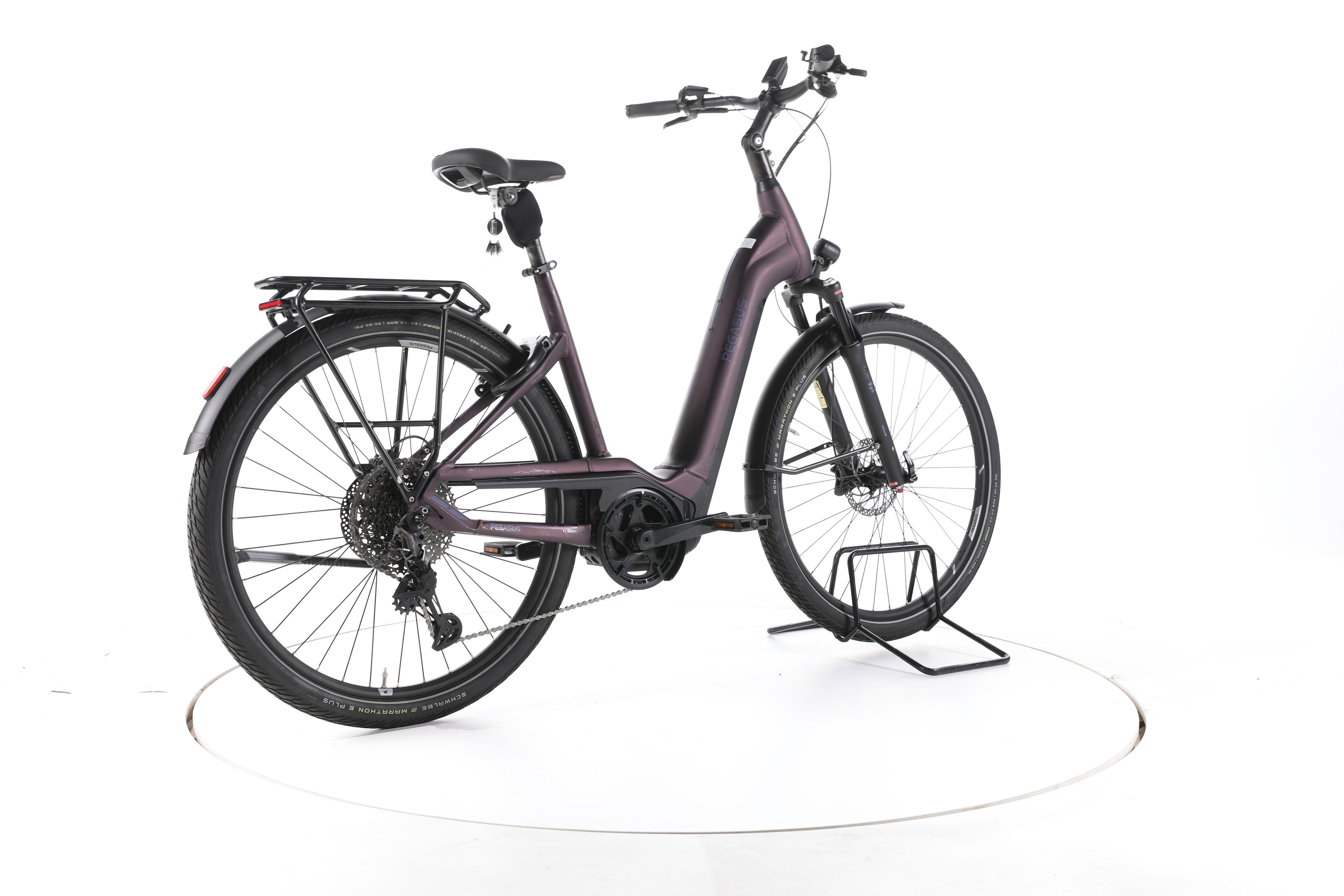 Pegasus Premio EVO Lite Trekking E-Bike Tiefeinsteiger - Image 12