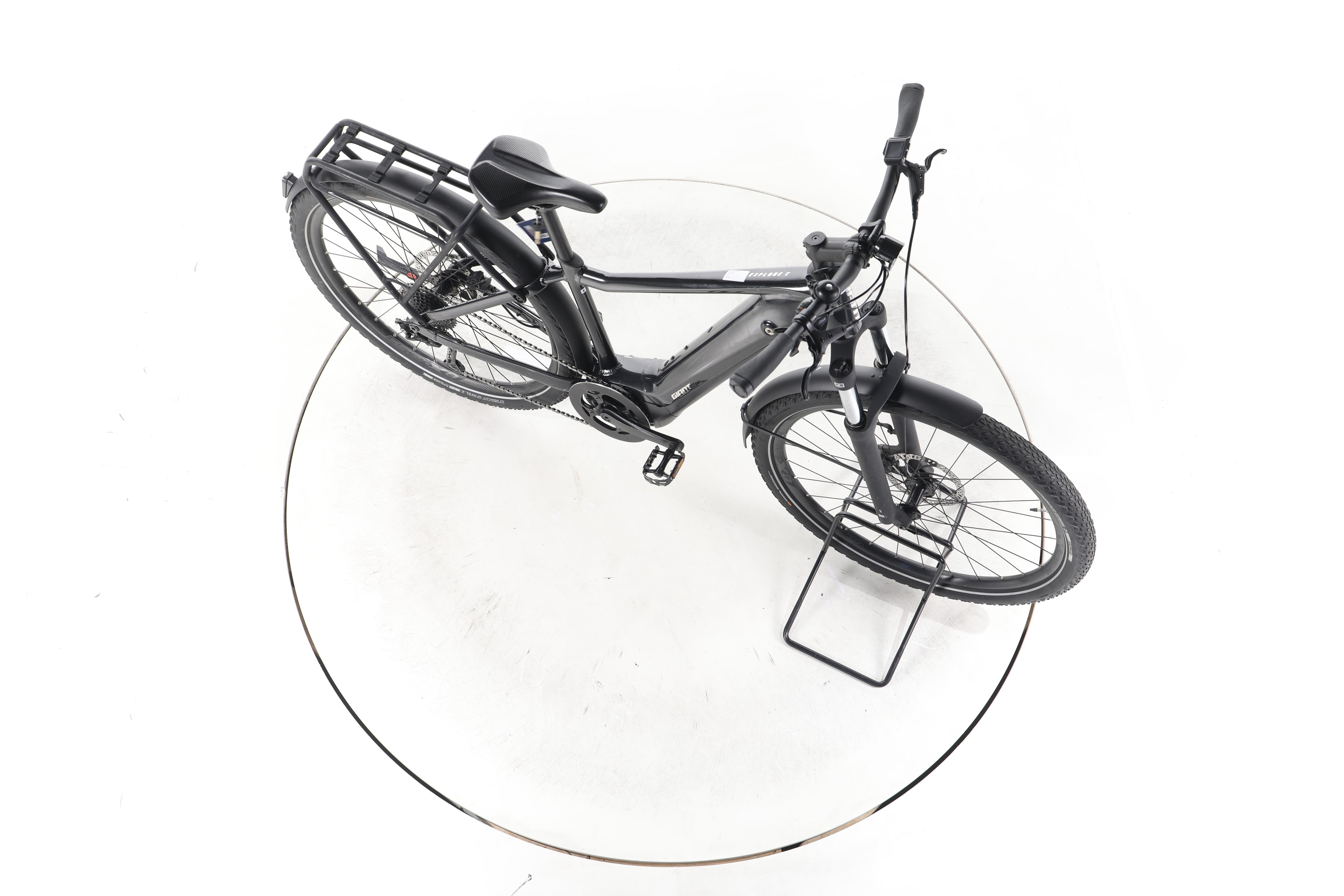 Giant Explore E+ 2 Trekking E-Bike - Image 14