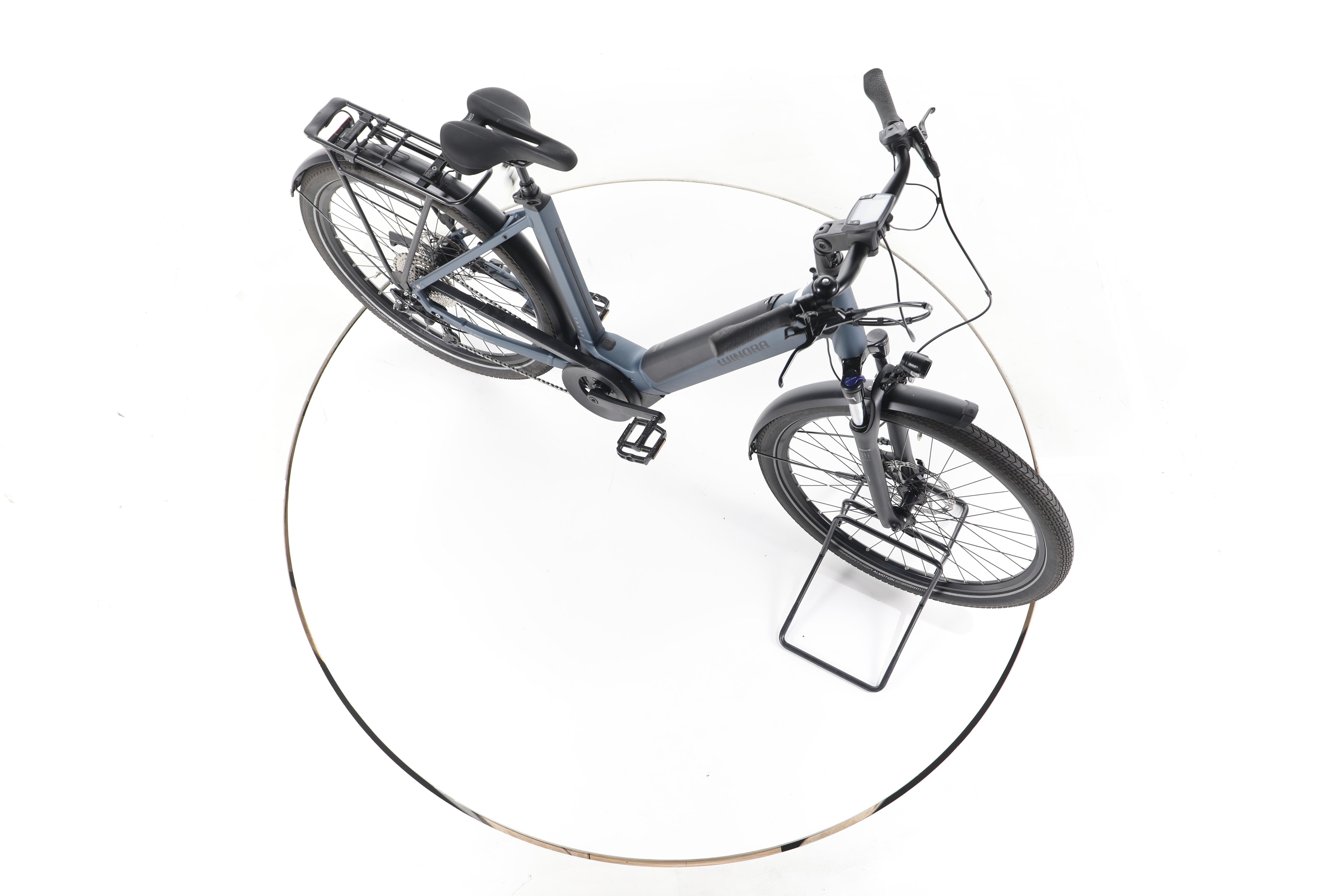 Winora TB300 Trekking E-Bike Tiefeinsteiger - Image 14