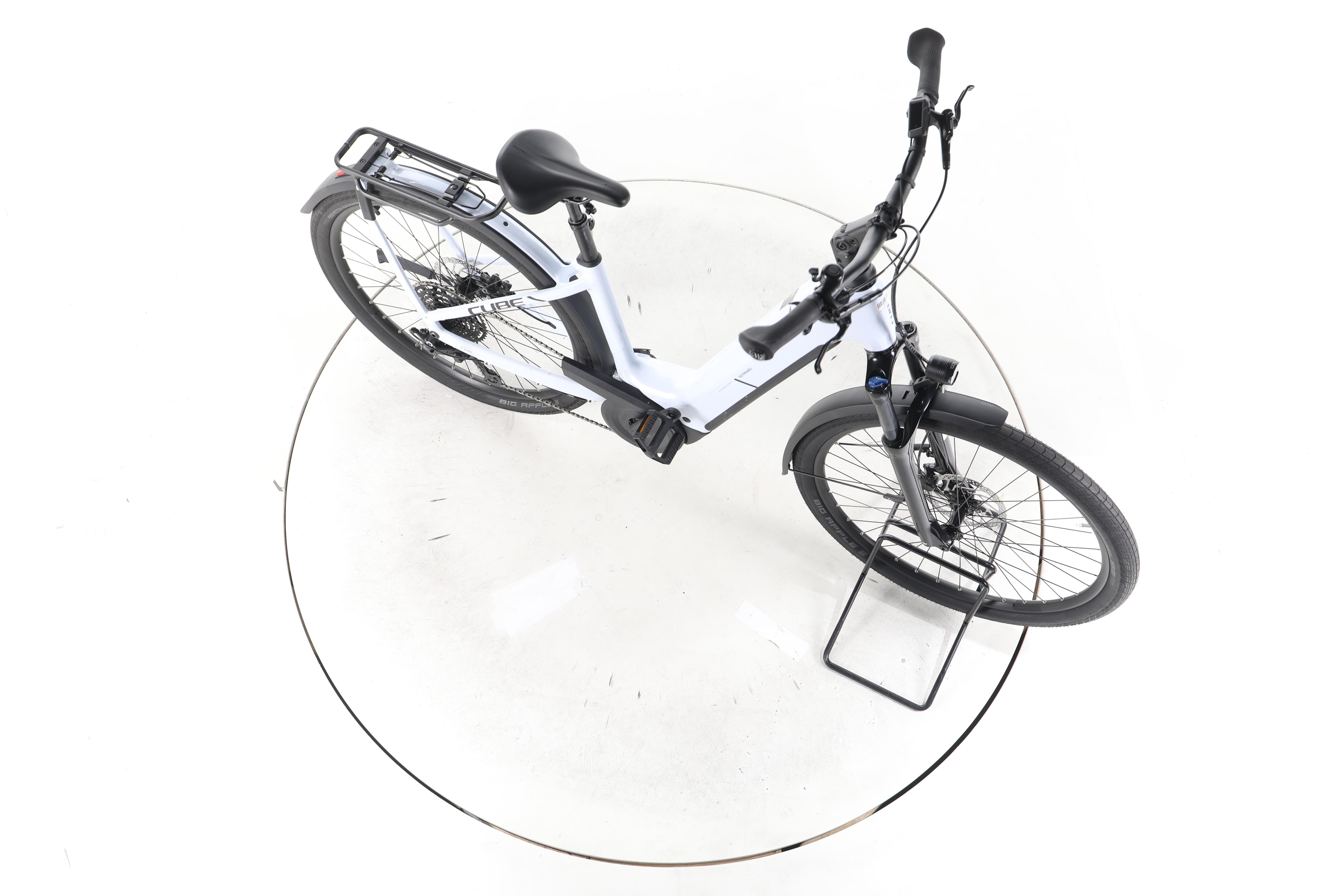 Cube Kathmandu Hybrid ONE Trekking E-Bike Tiefeinsteiger 2025 - Image 14