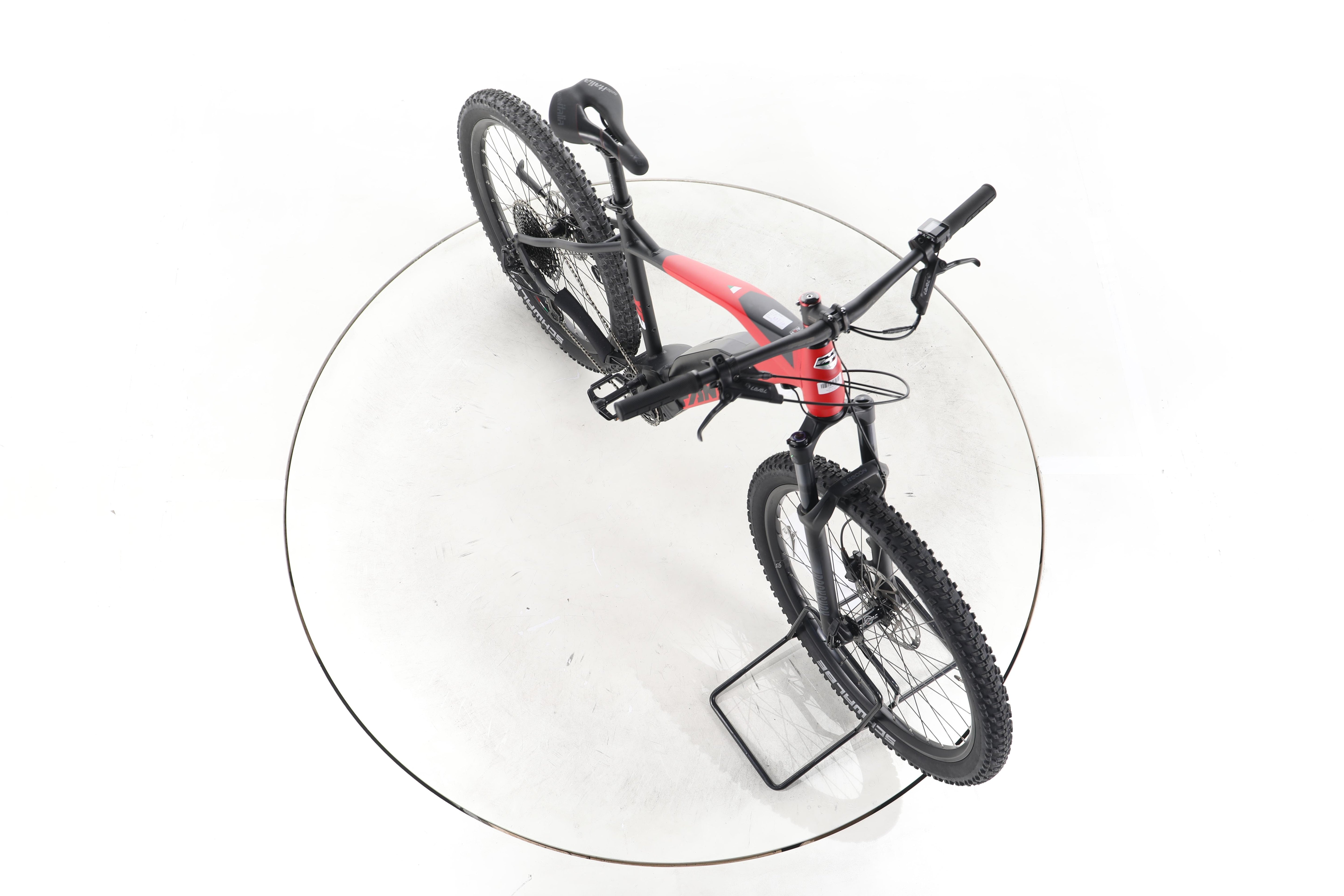 Fantic XF2 E-Bike - Image 15