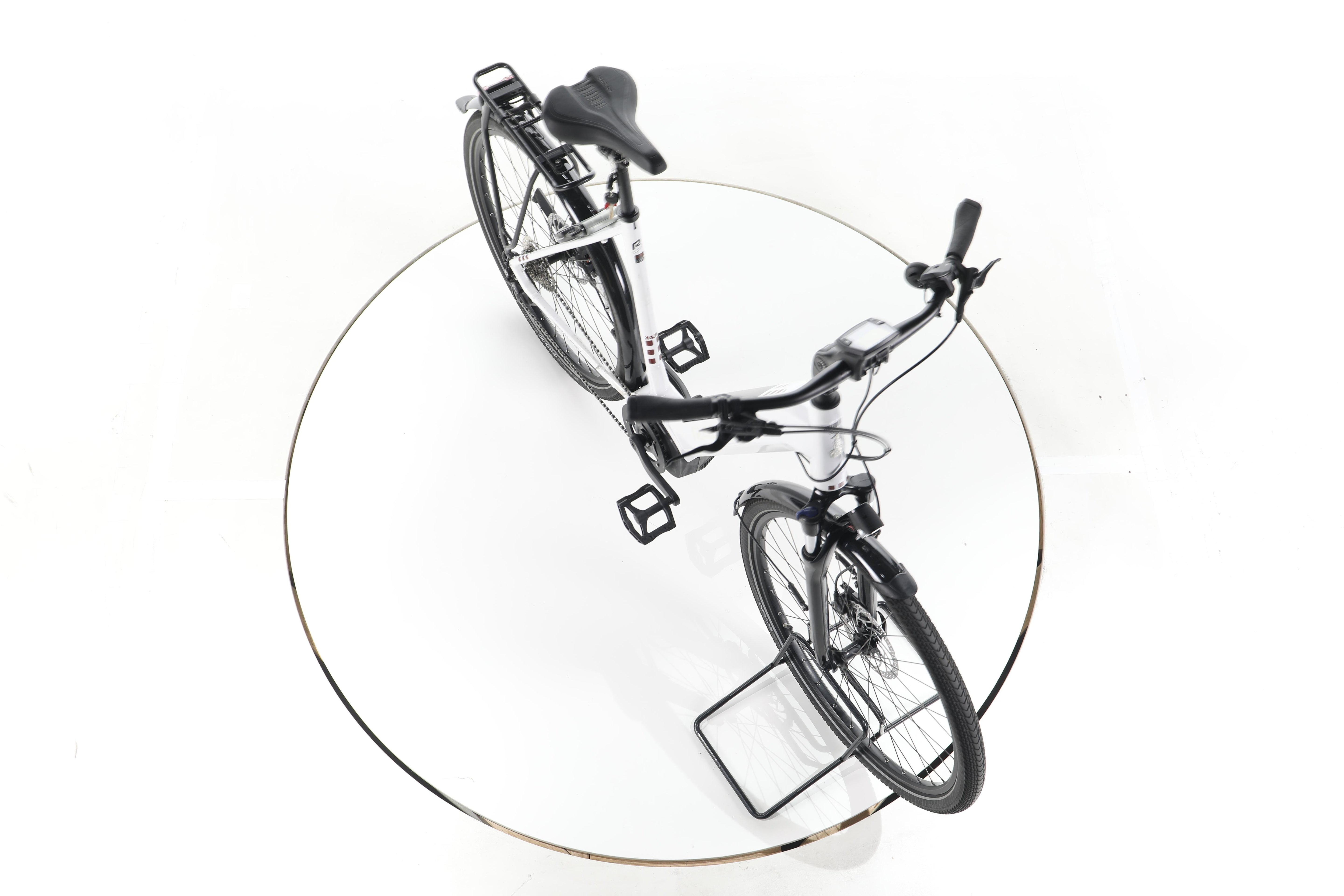 Raleigh Kent 9 Trekking E-Bike Tiefeinsteiger - Image 15