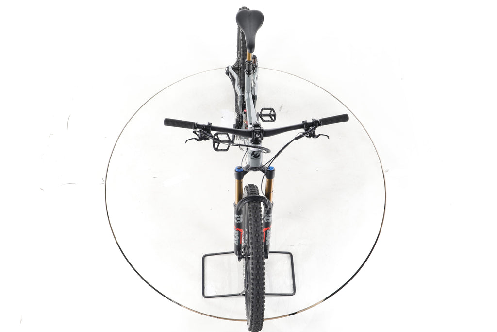 Pivot Cycles Shuttle SL E-Bike Fully Carbon - Image 16