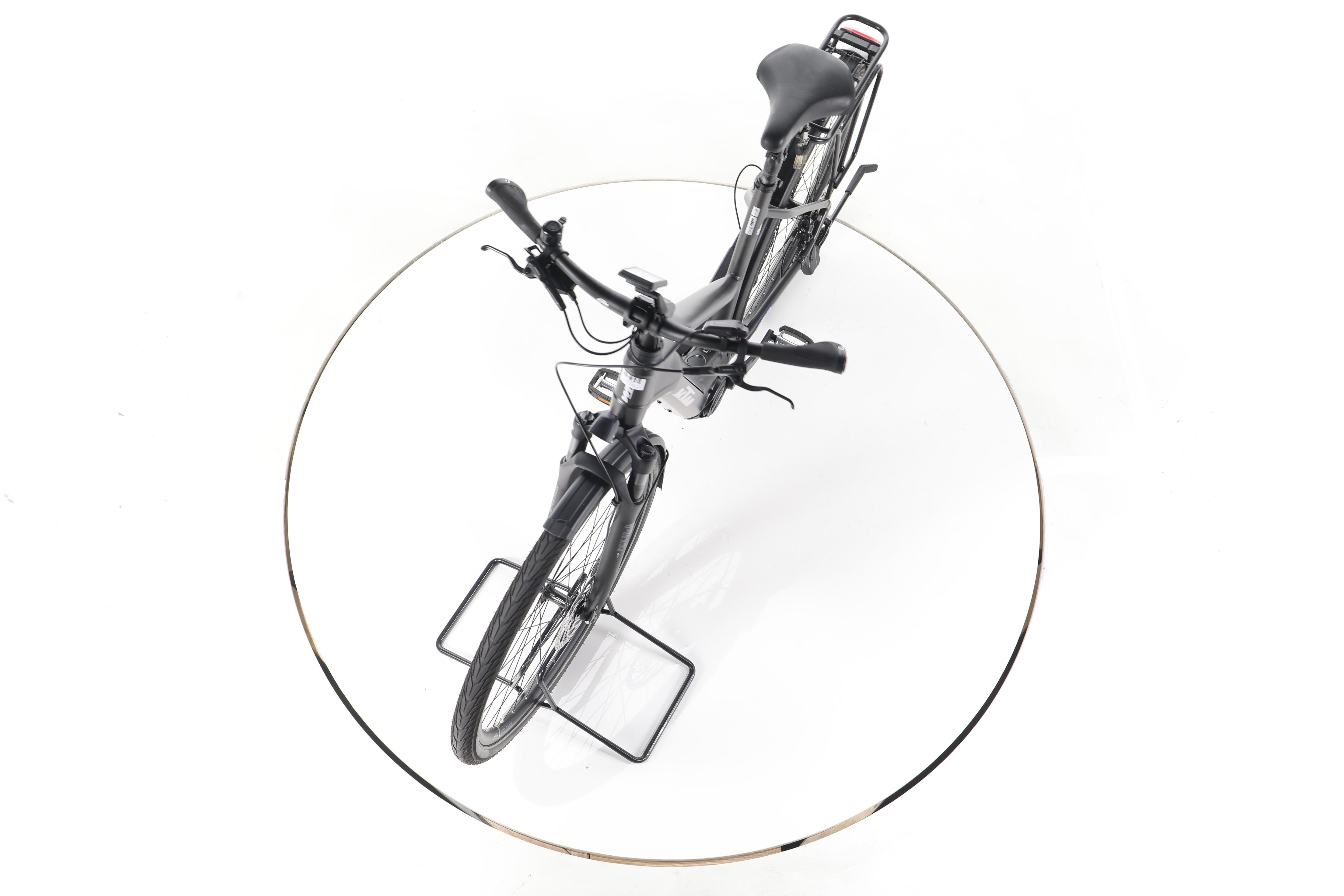 KTM Macina Limited Trekking E-Bike - Image 17