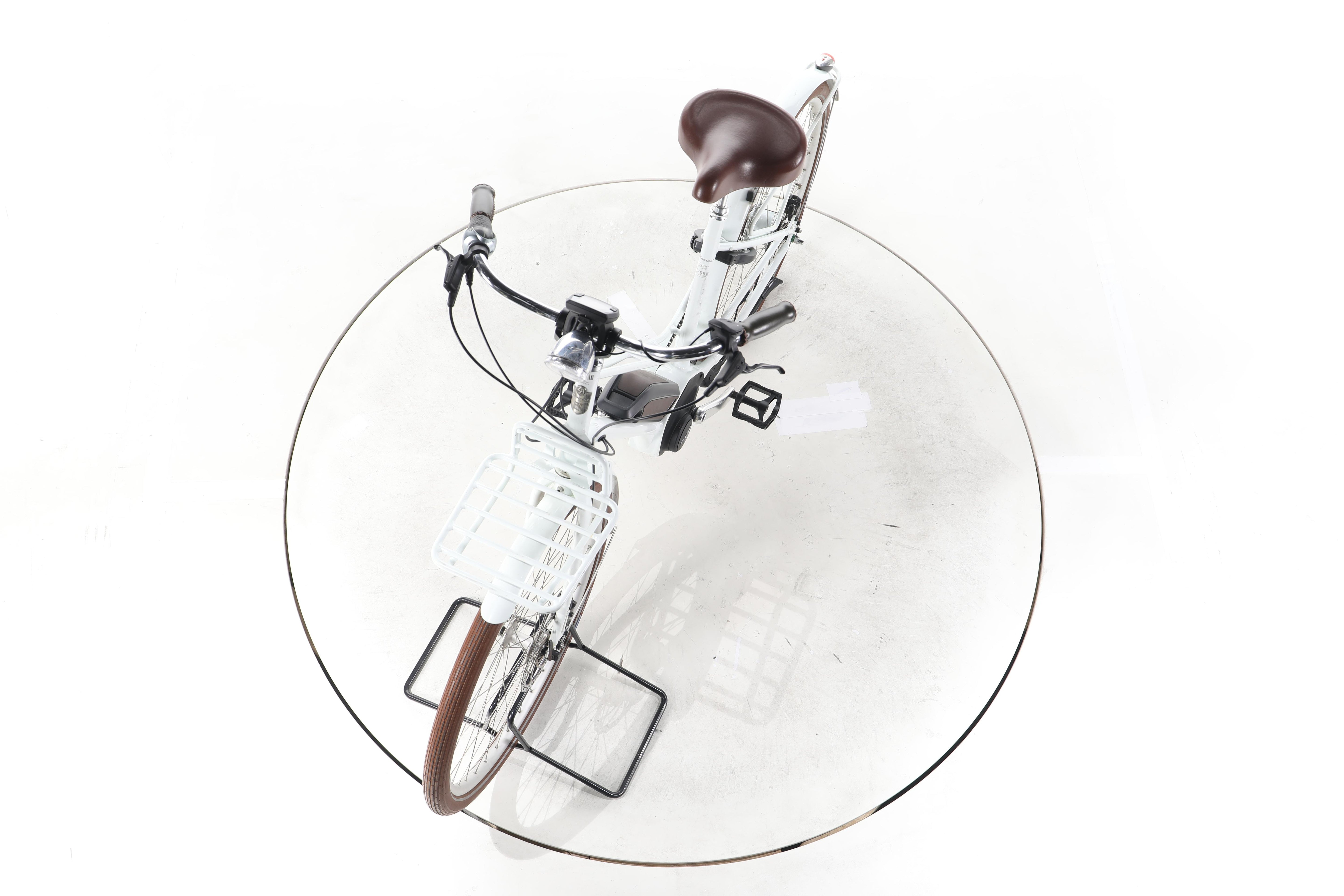 Diamant Juna Deluxe+ City E-Bike Tiefeinsteiger - Image 17